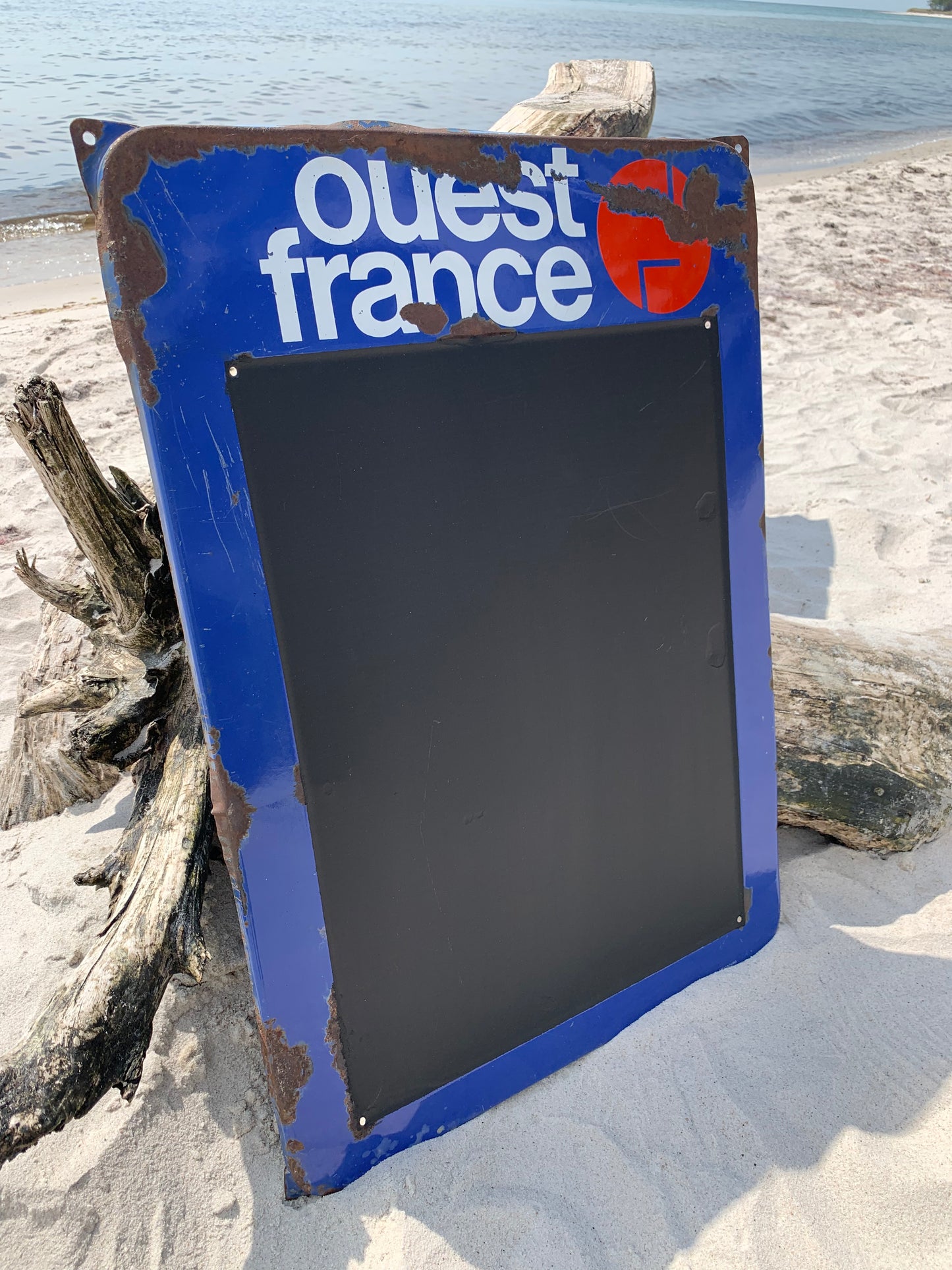 Französisches Emailleschild mit Schriftfeld