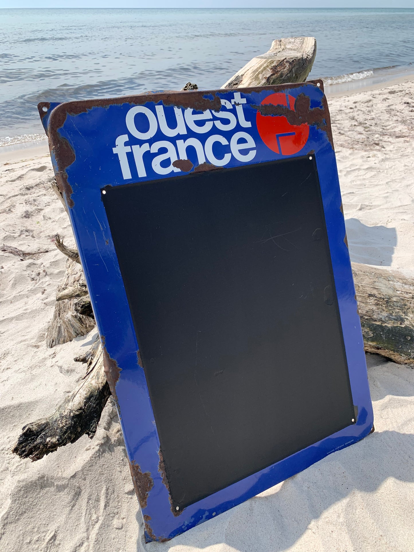 Französisches Emailleschild mit Schriftfeld