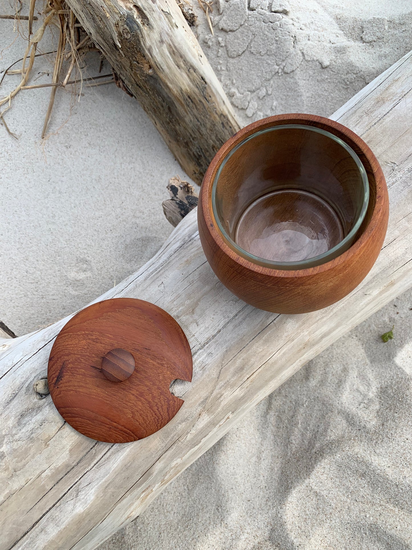 Glas aus Teakholz mit Deckel und Glas