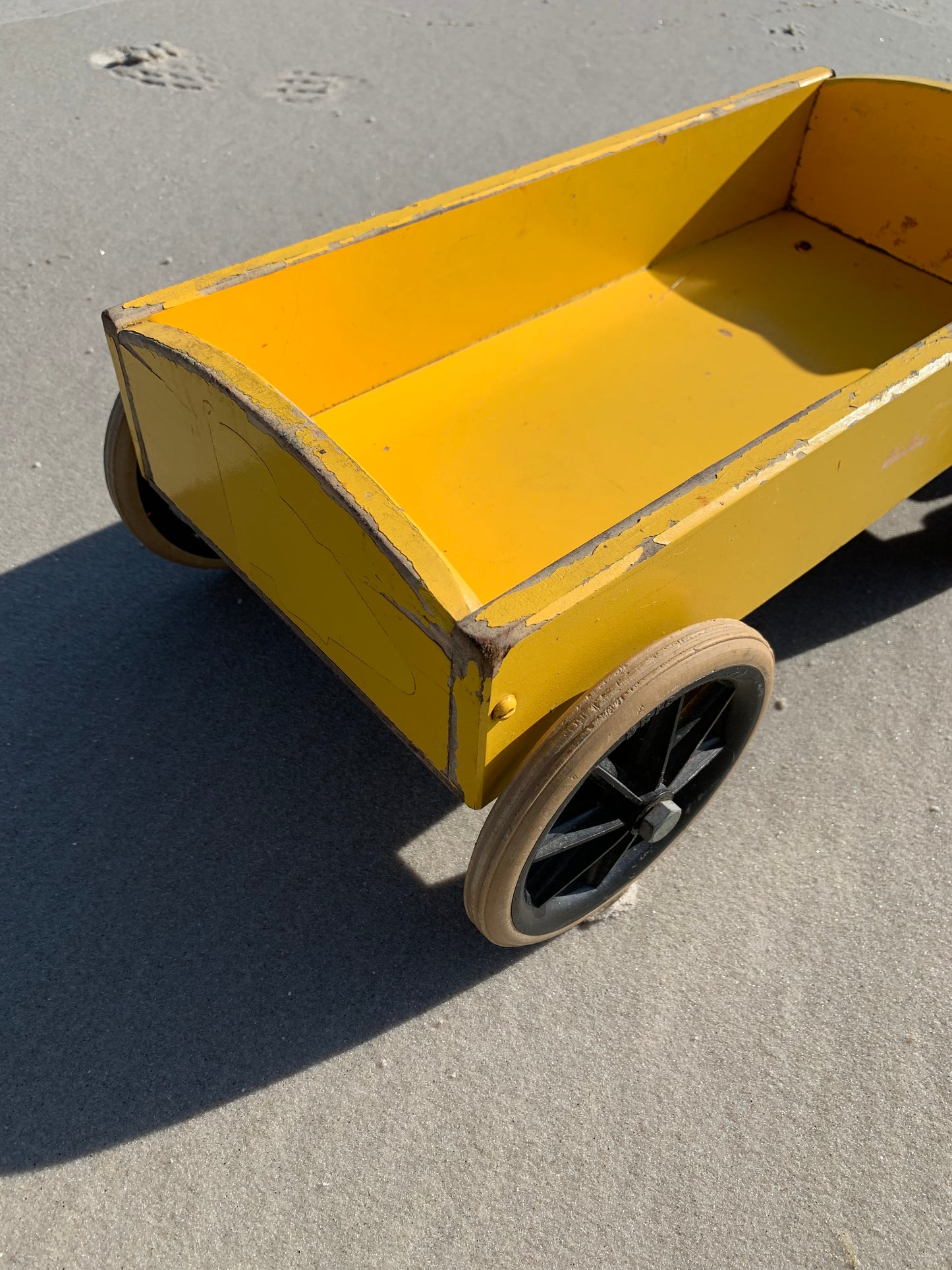 Großer BRIO-Zug mit Waggon