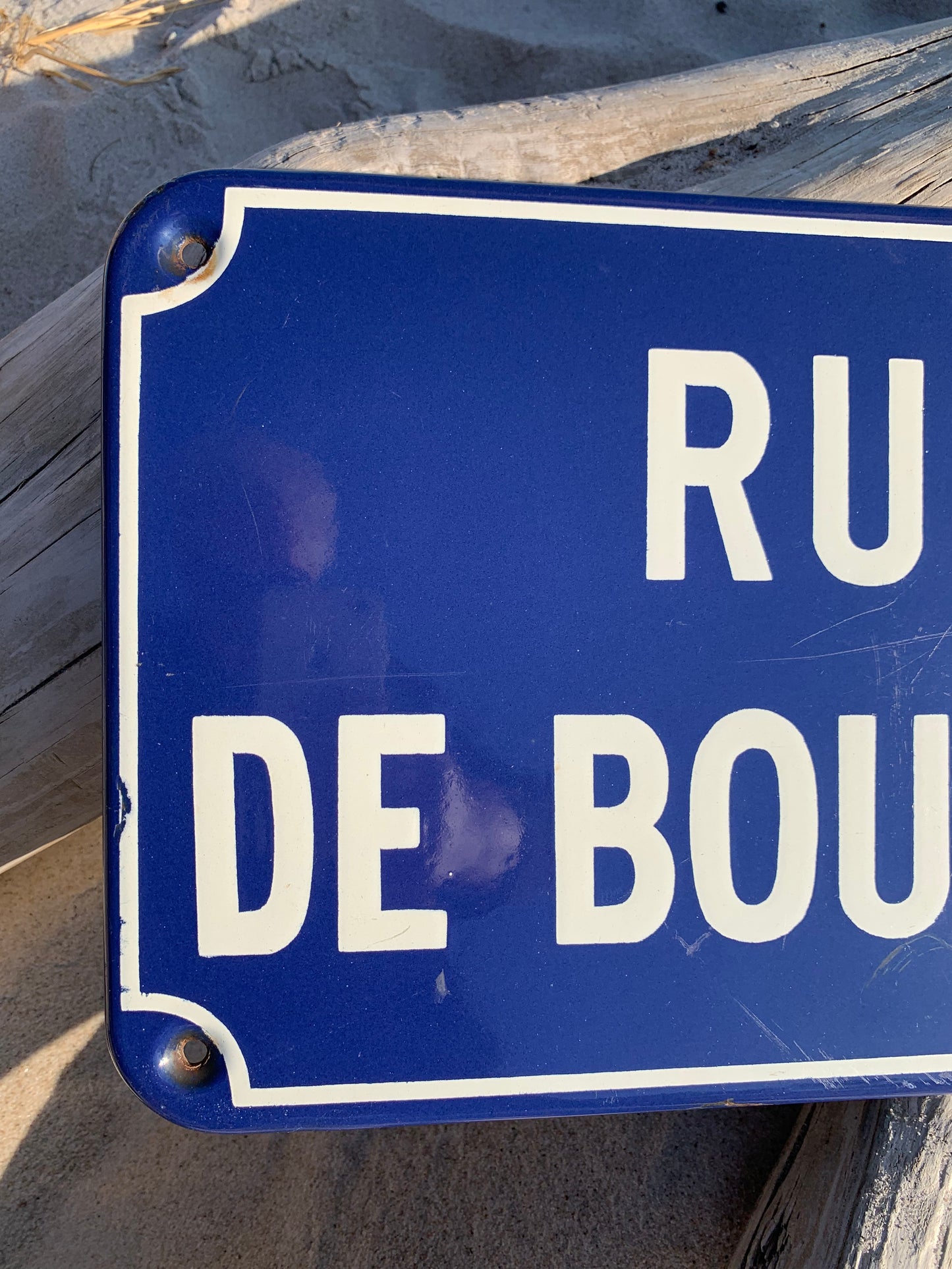 Französisches Emailleschild
