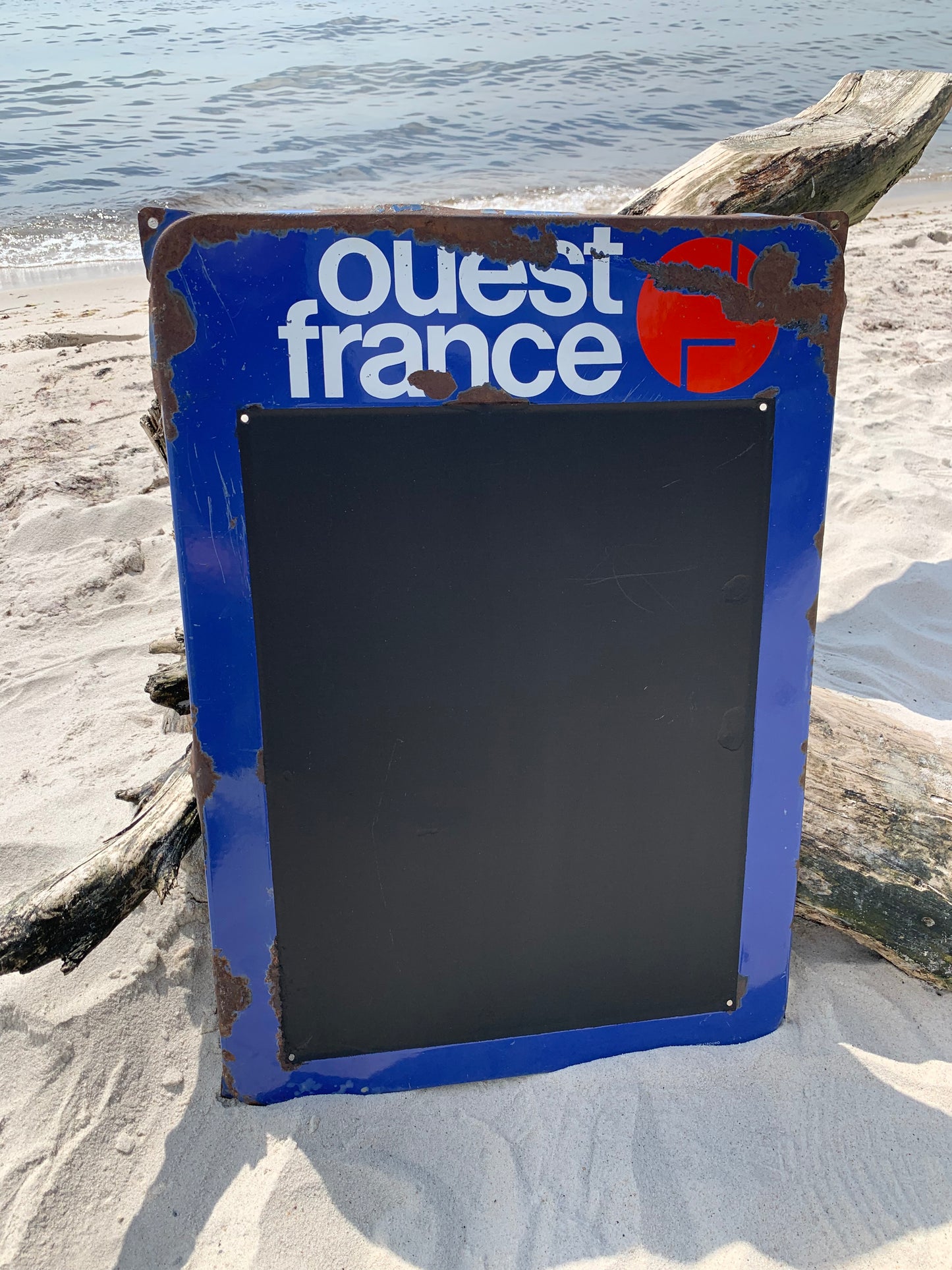 Französisches Emailleschild mit Schriftfeld
