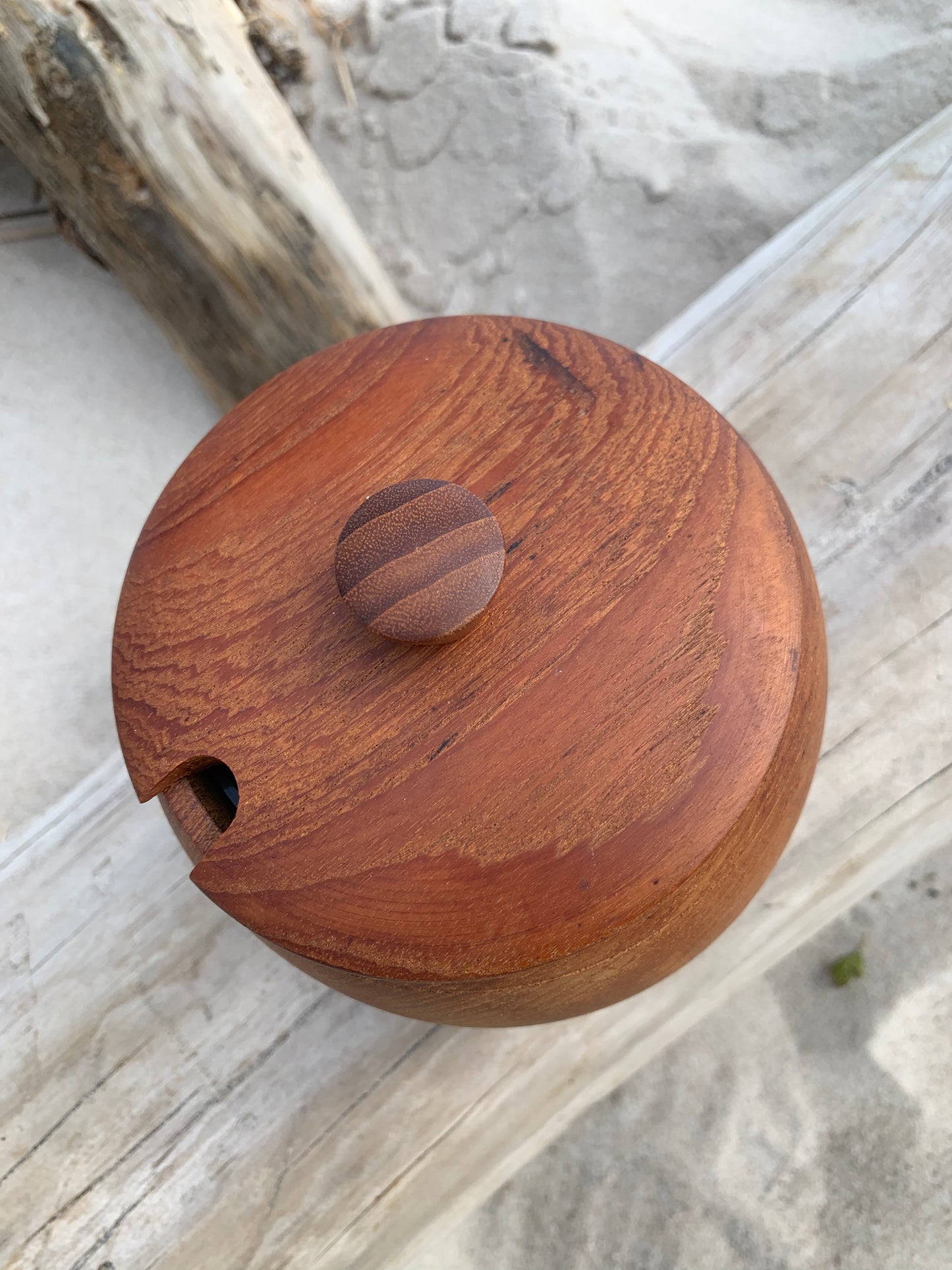Glas aus Teakholz mit Deckel und Glas