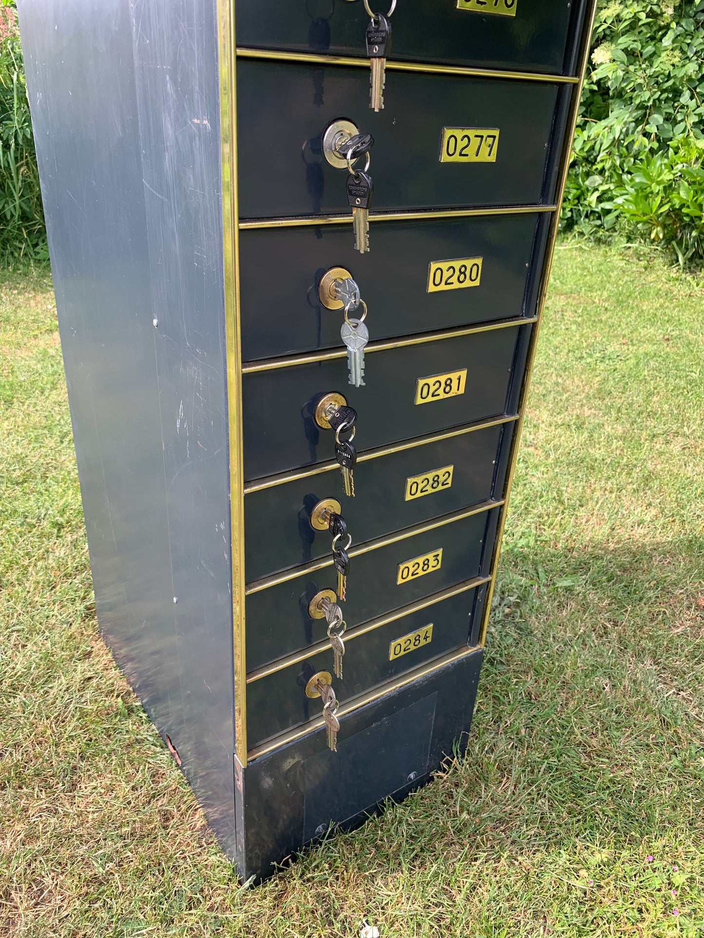 Banksafe mit Türen