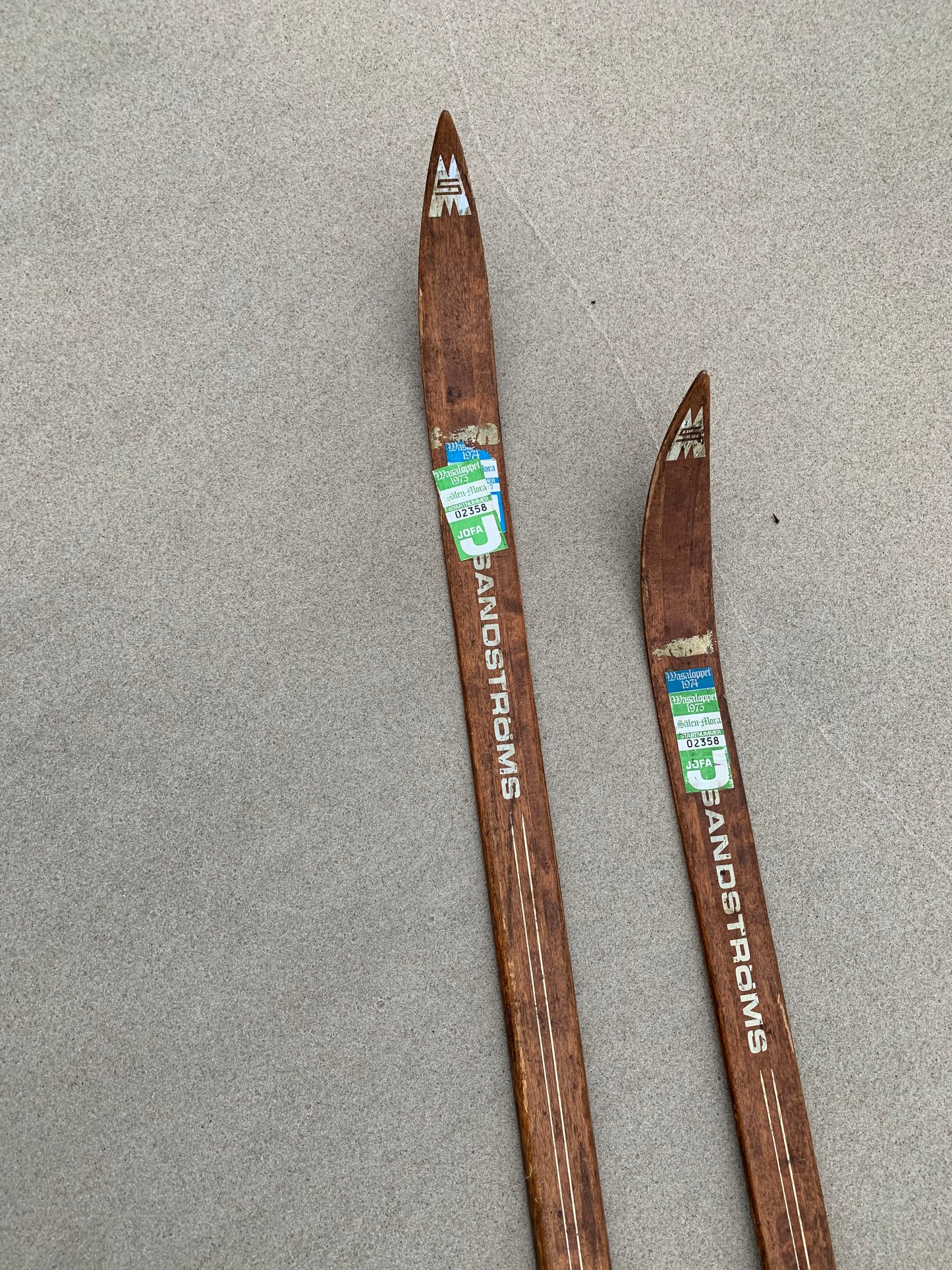 Ski aus den 1970er Jahren
