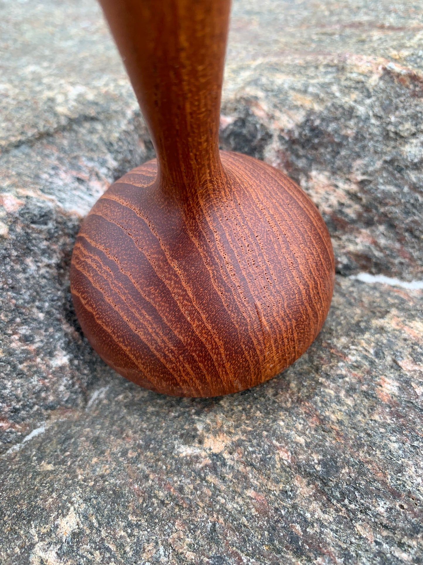 Teakholztisch