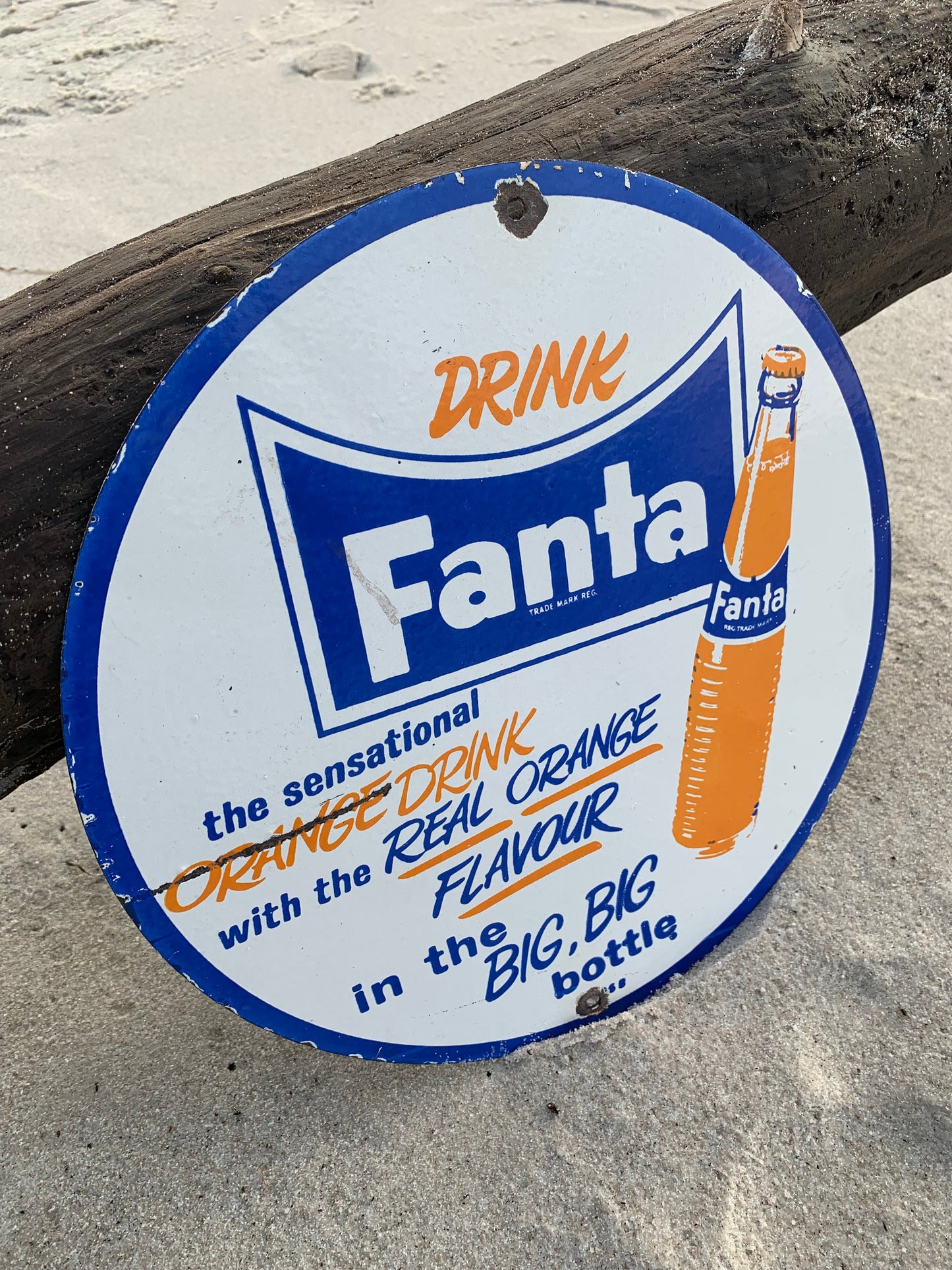 Altes Fanta-Emailschild