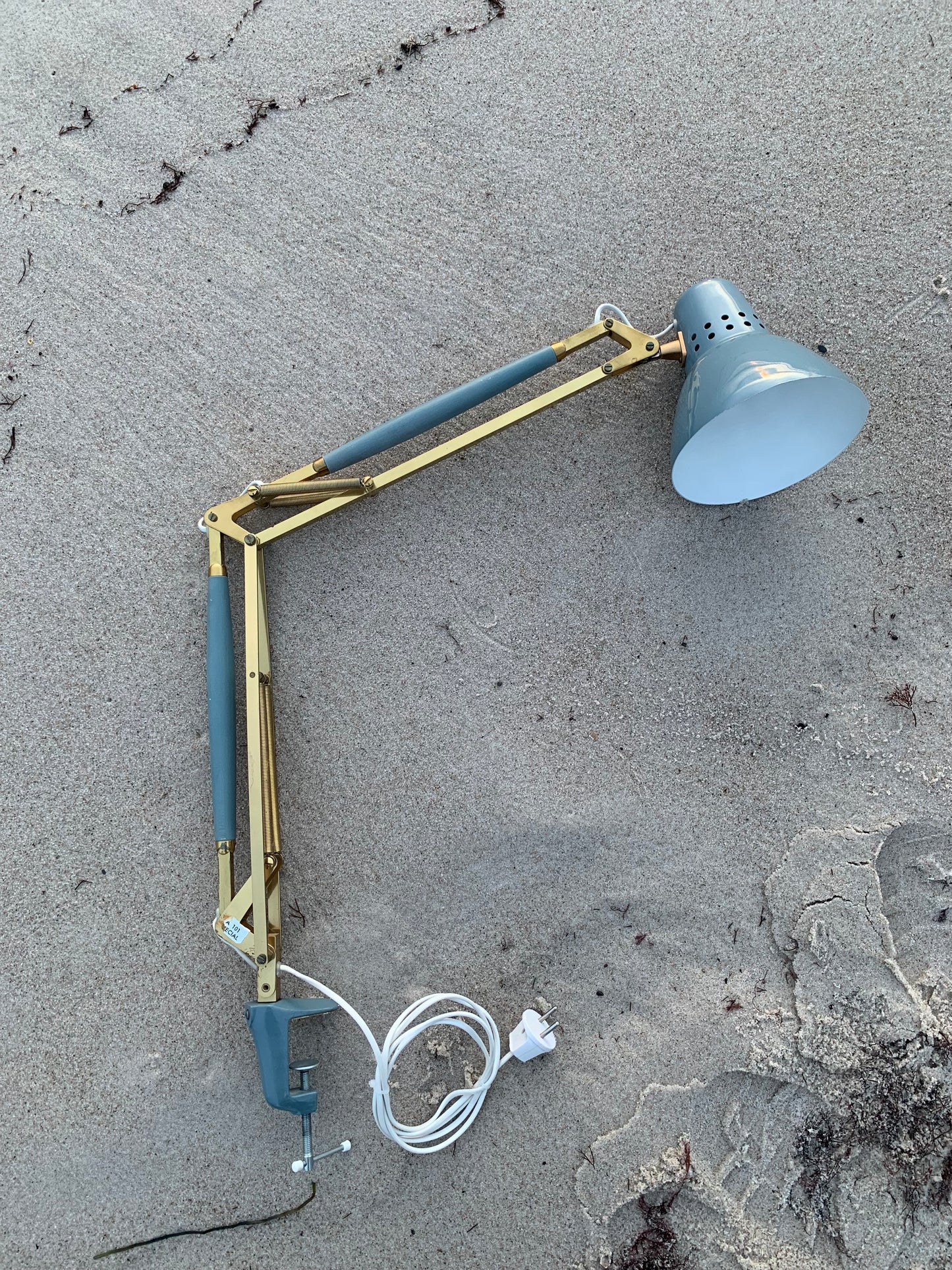 Architekturlampe mit Messingdetails – Grau/Blau