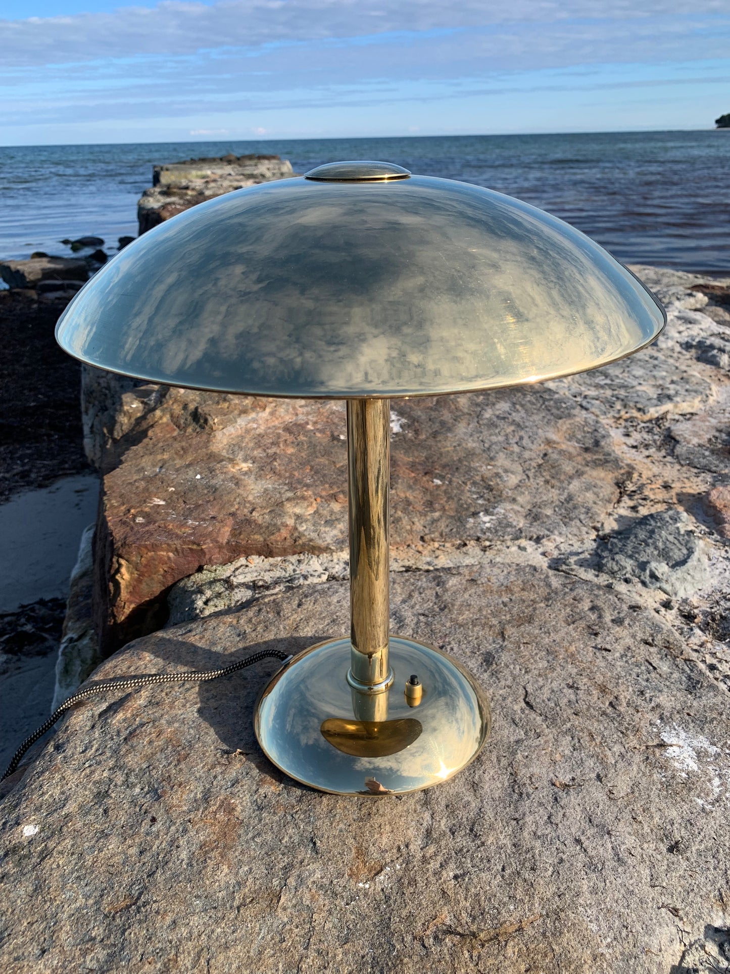 Egon Hildebrand Messinglampe mit Schwenkarm