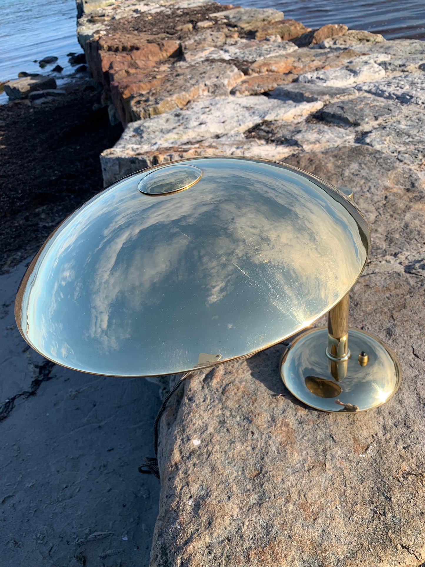 Egon Hildebrand Messinglampe mit Schwenkarm