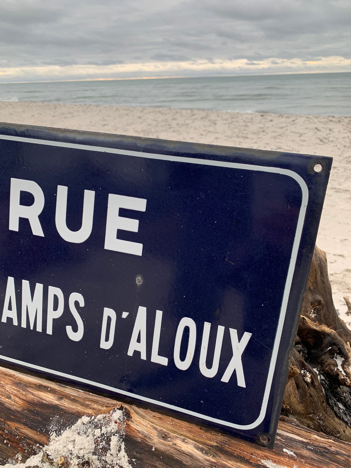 Französisches Straßenschild