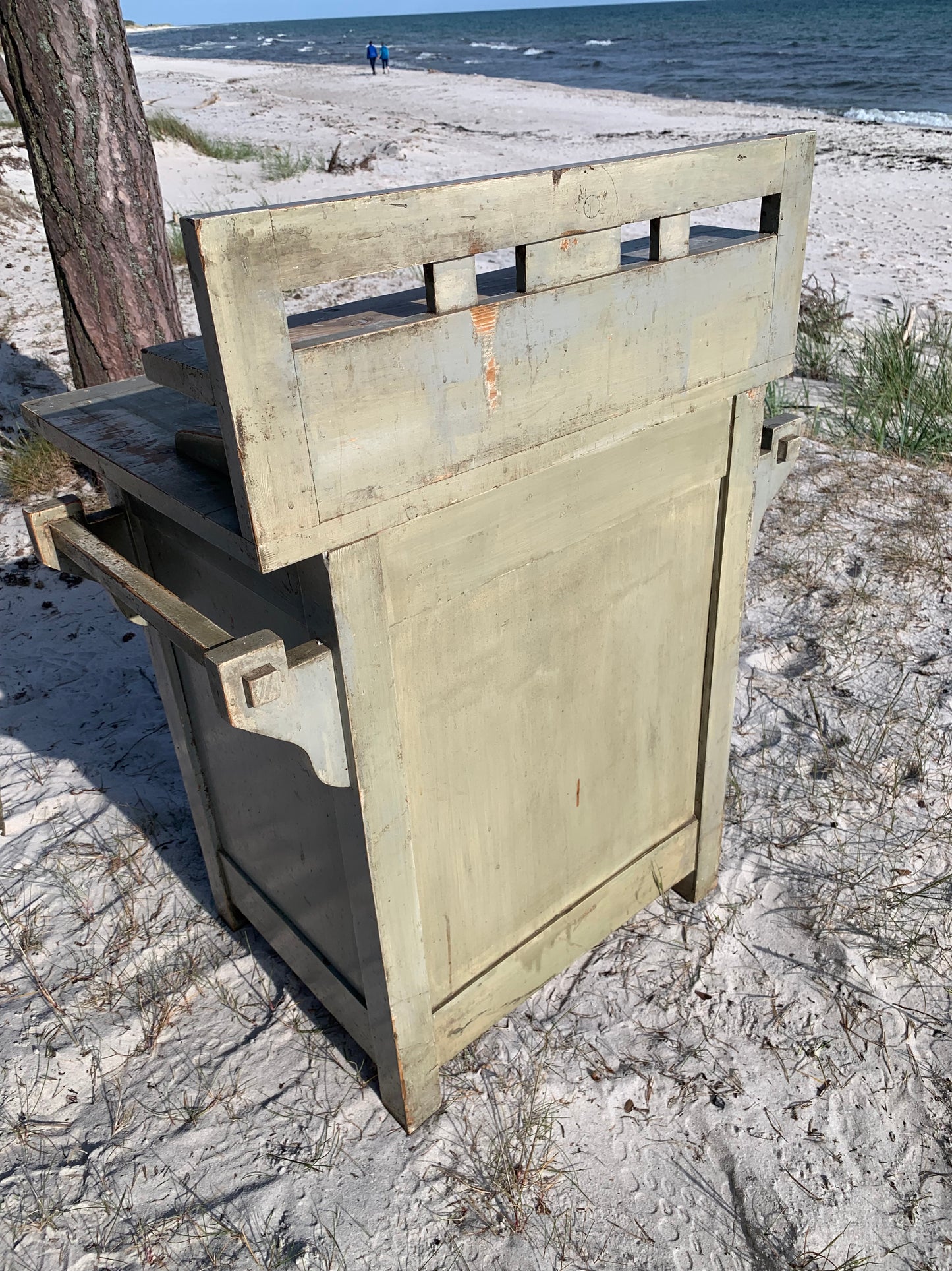 Schöner alter Schrank