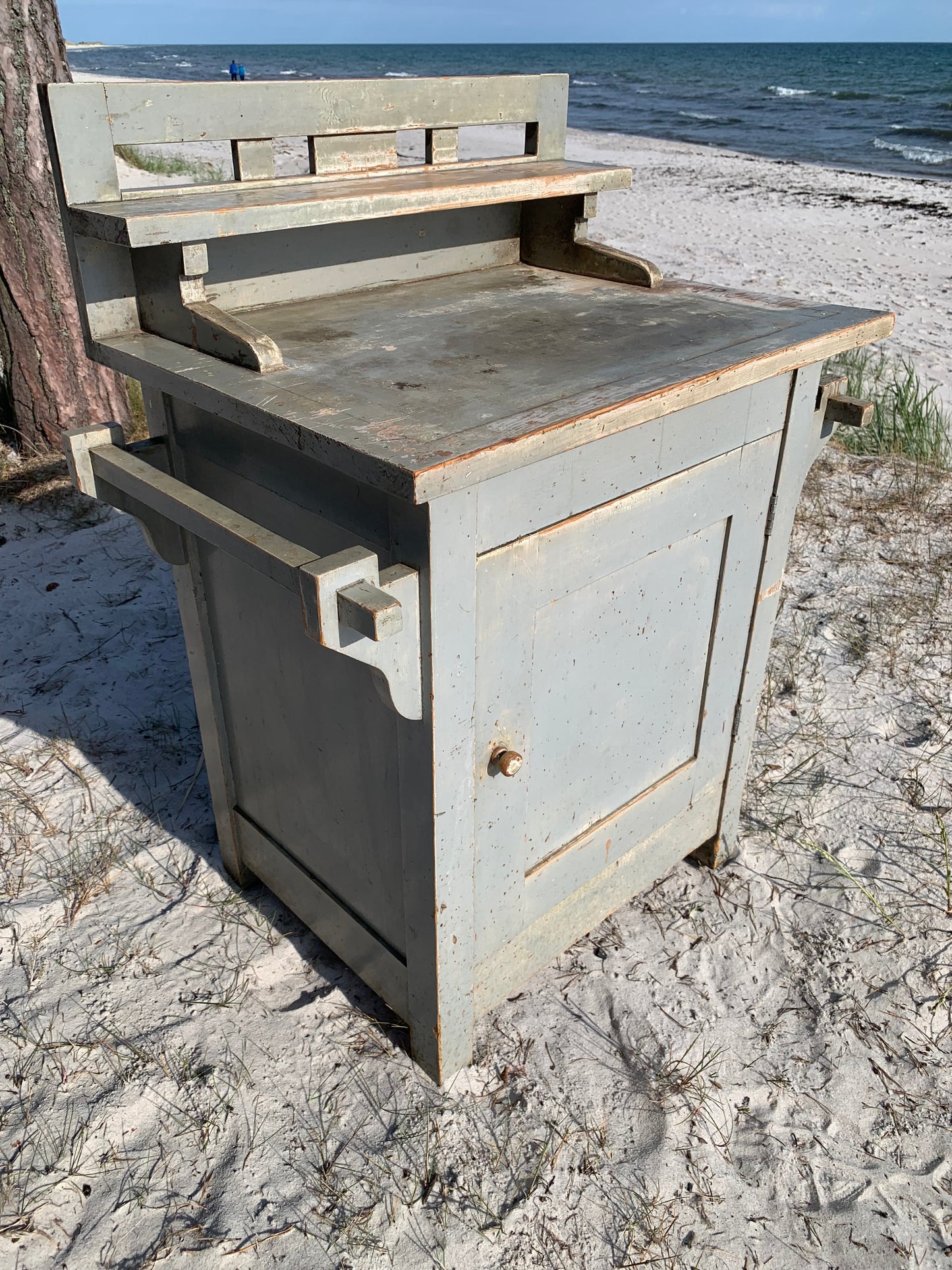 Schöner alter Schrank