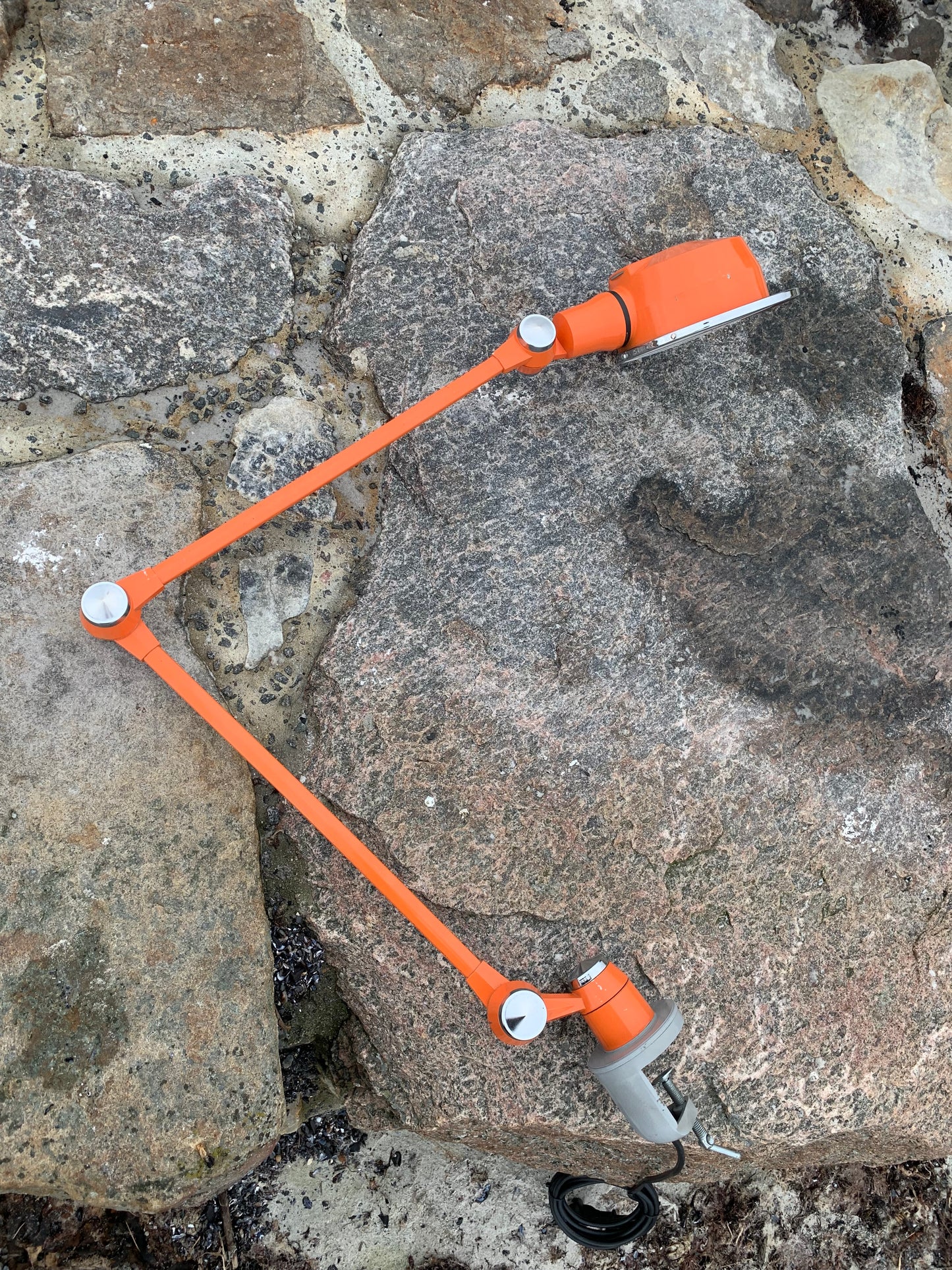 Jieldé-Lampe mit Tischhalterung