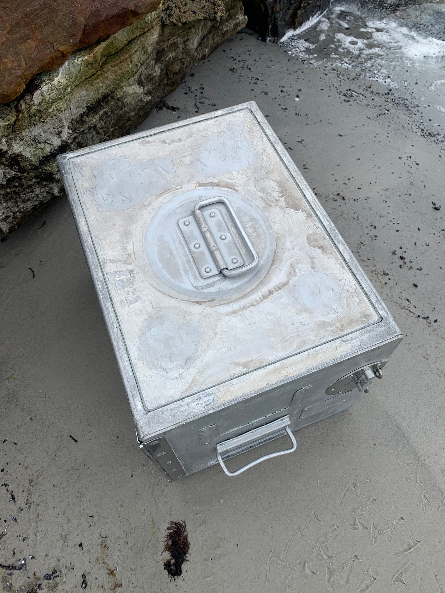 Kabinenschrank aus Flugzeugen