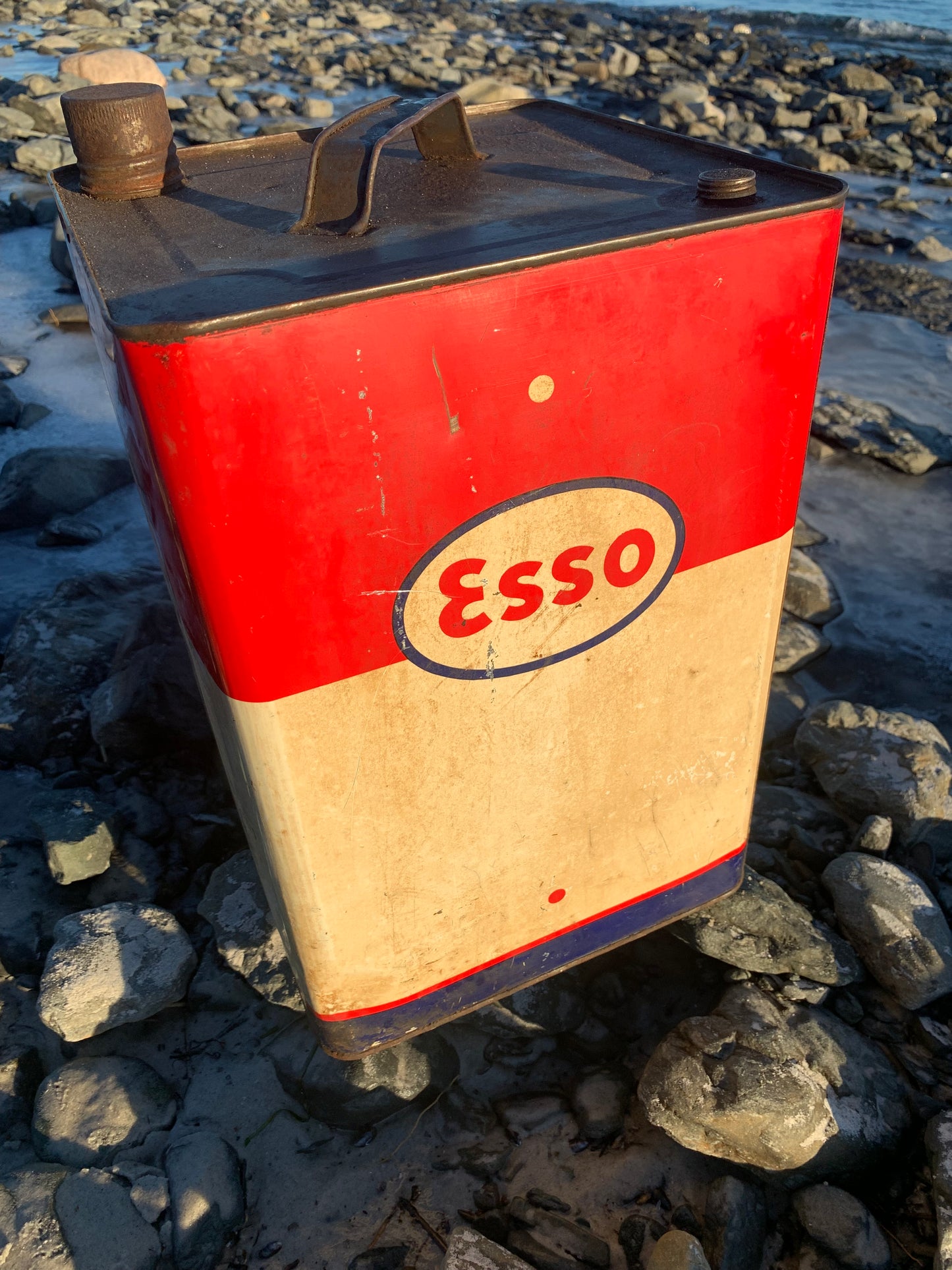 Große Esso-Dose