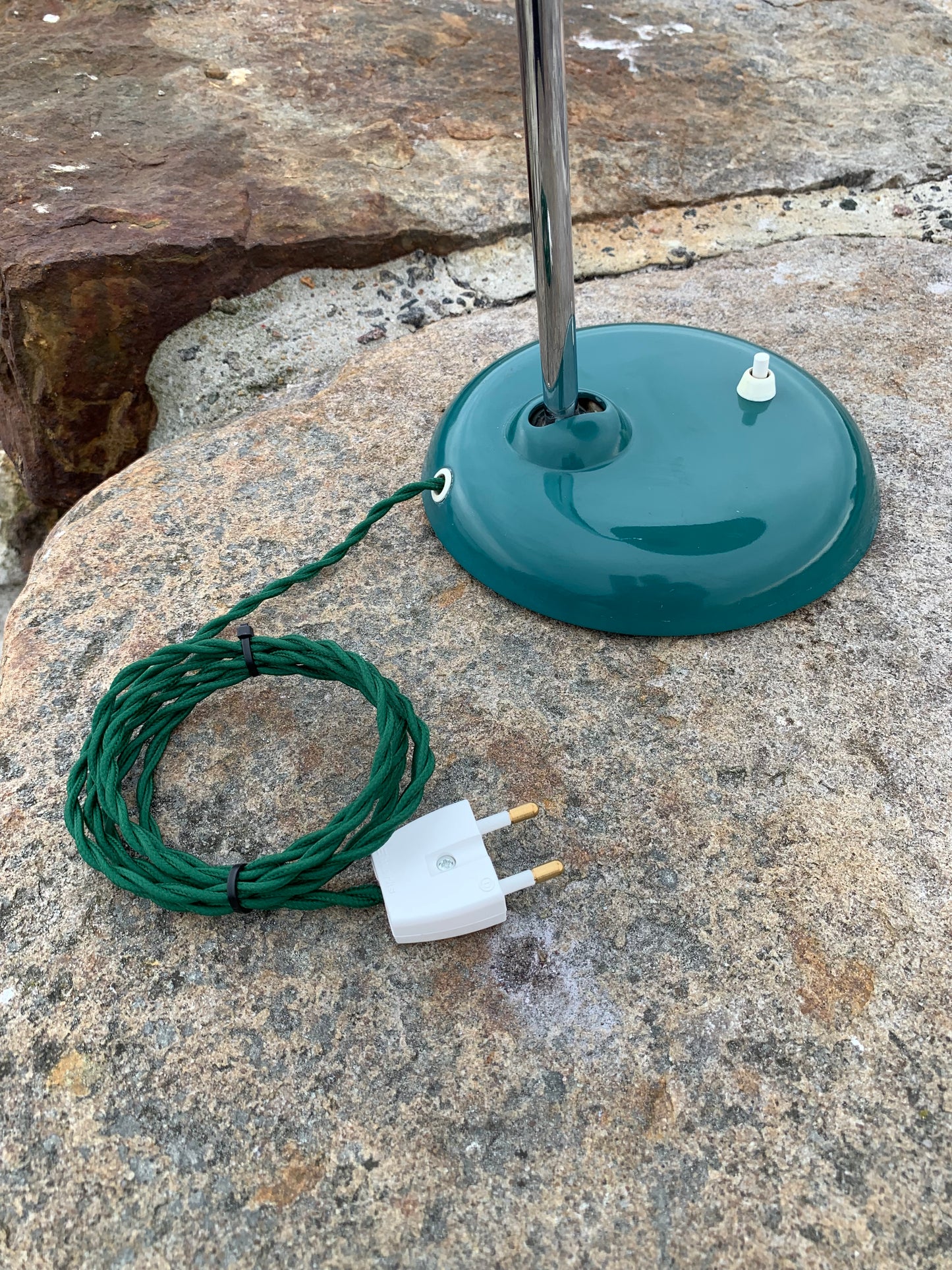 Kaiser Idell 6786 - Original grün