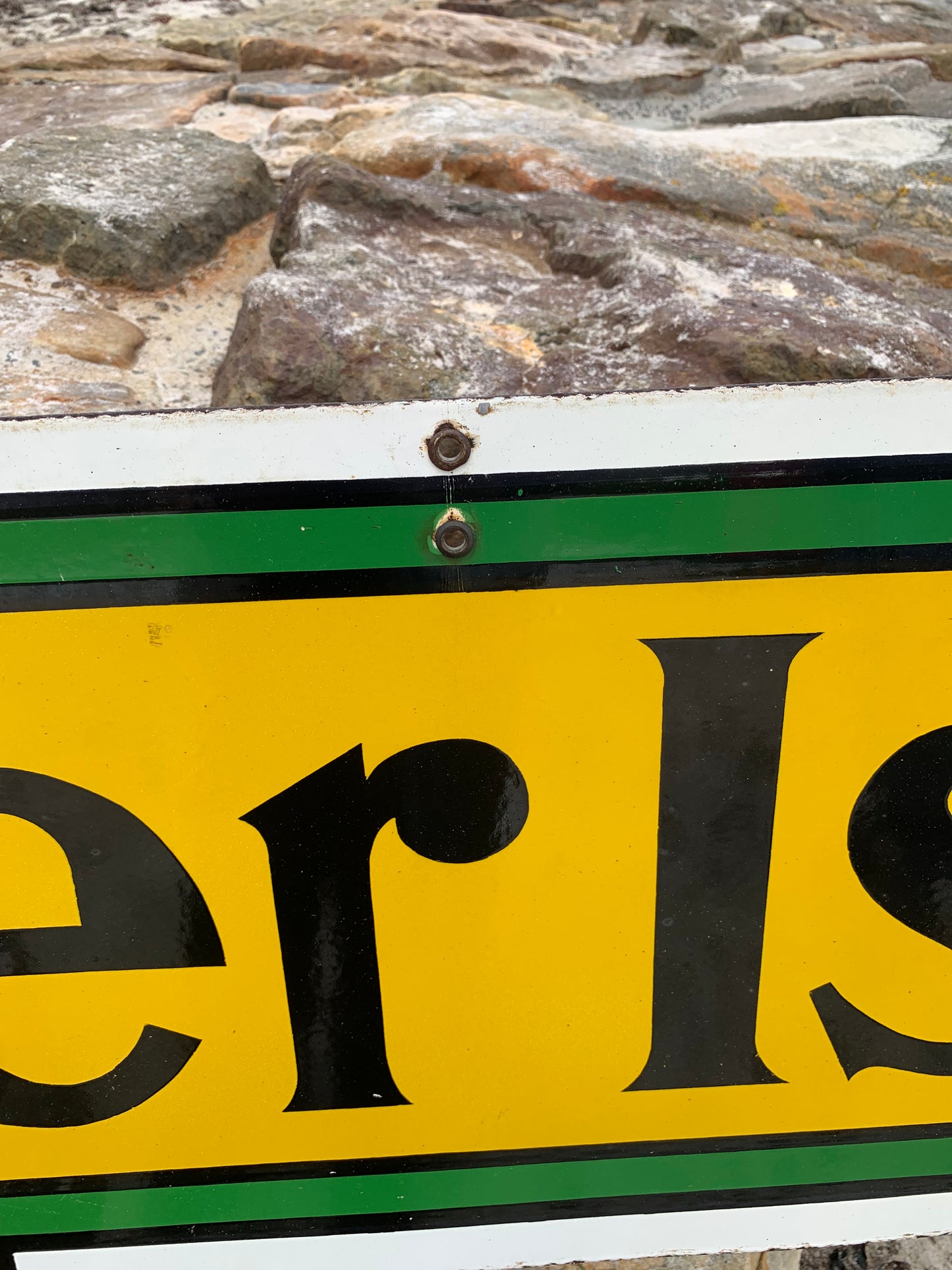 Großes doppelseitiges Premier Ice-Emailleschild