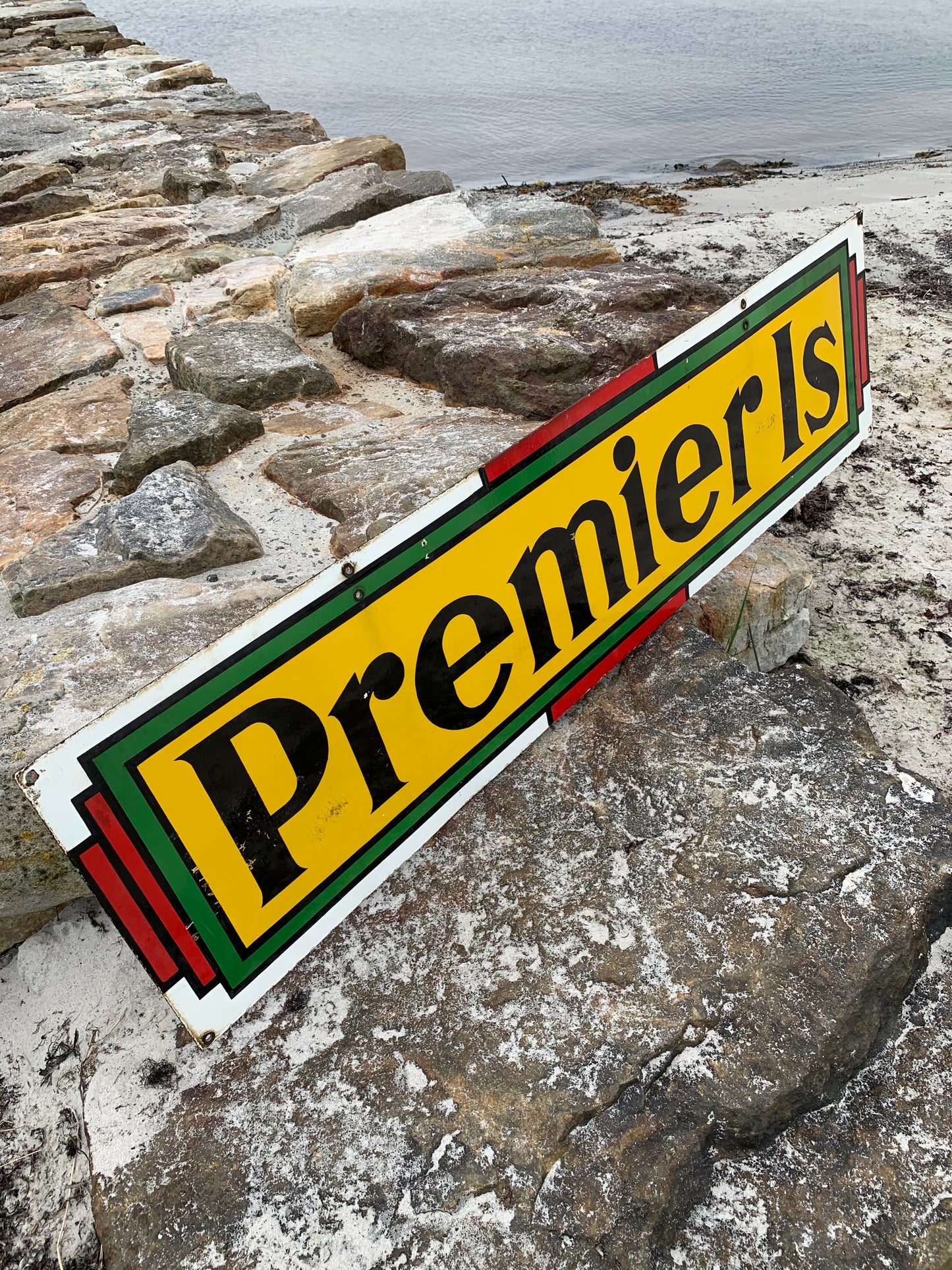 Großes doppelseitiges Premier Ice-Emailleschild