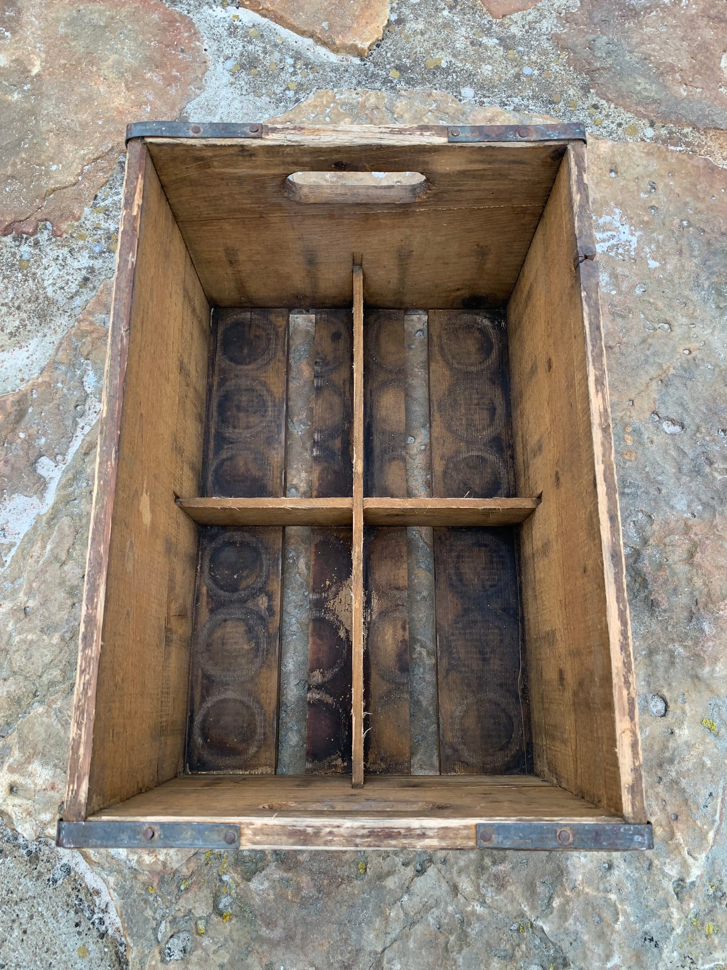 Holzkiste der Brauerei Svenljunga