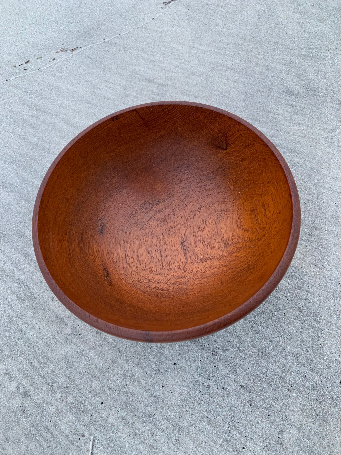 Schüssel aus Teakholz
