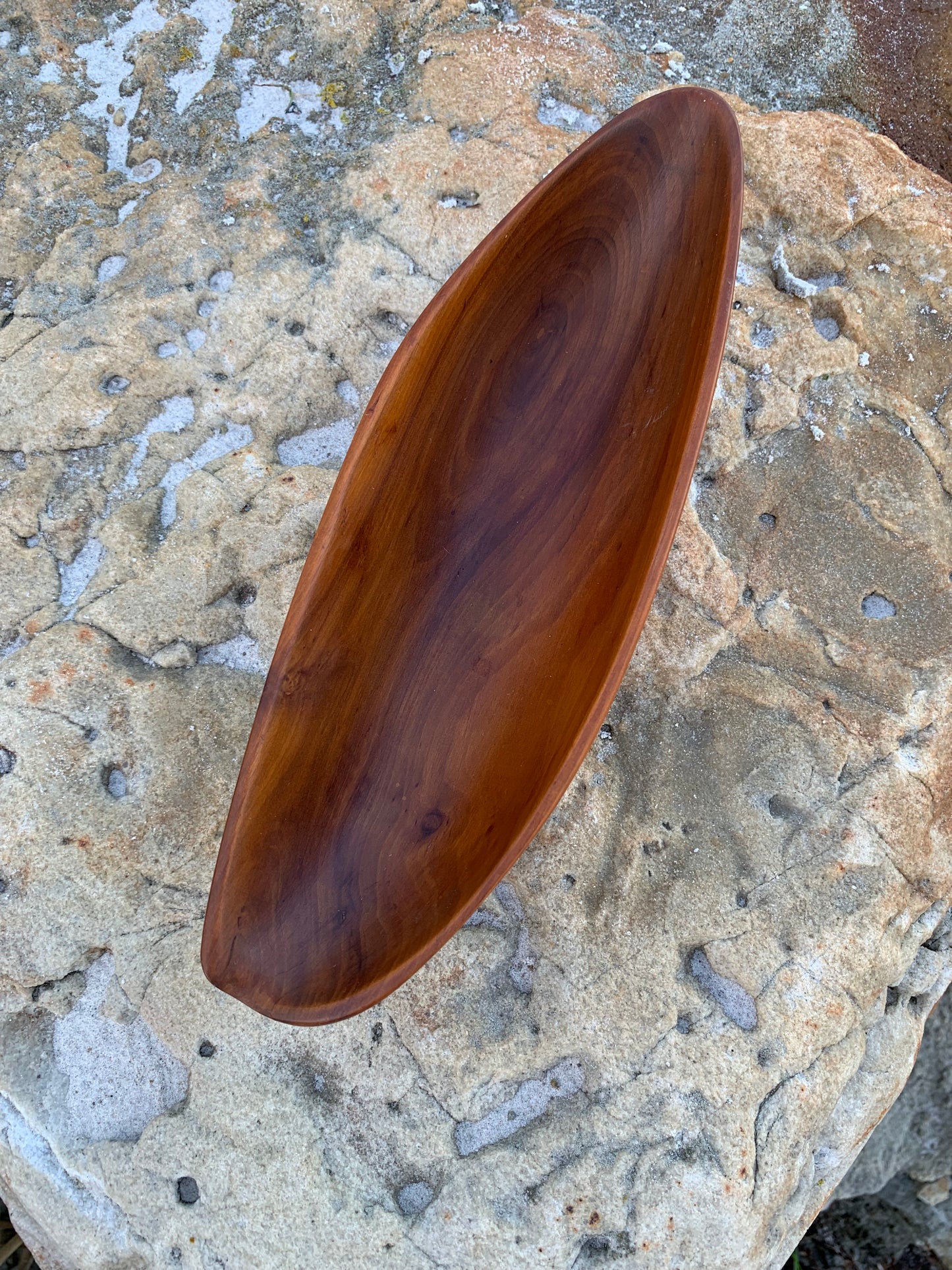 Holzschale mit schönem Design