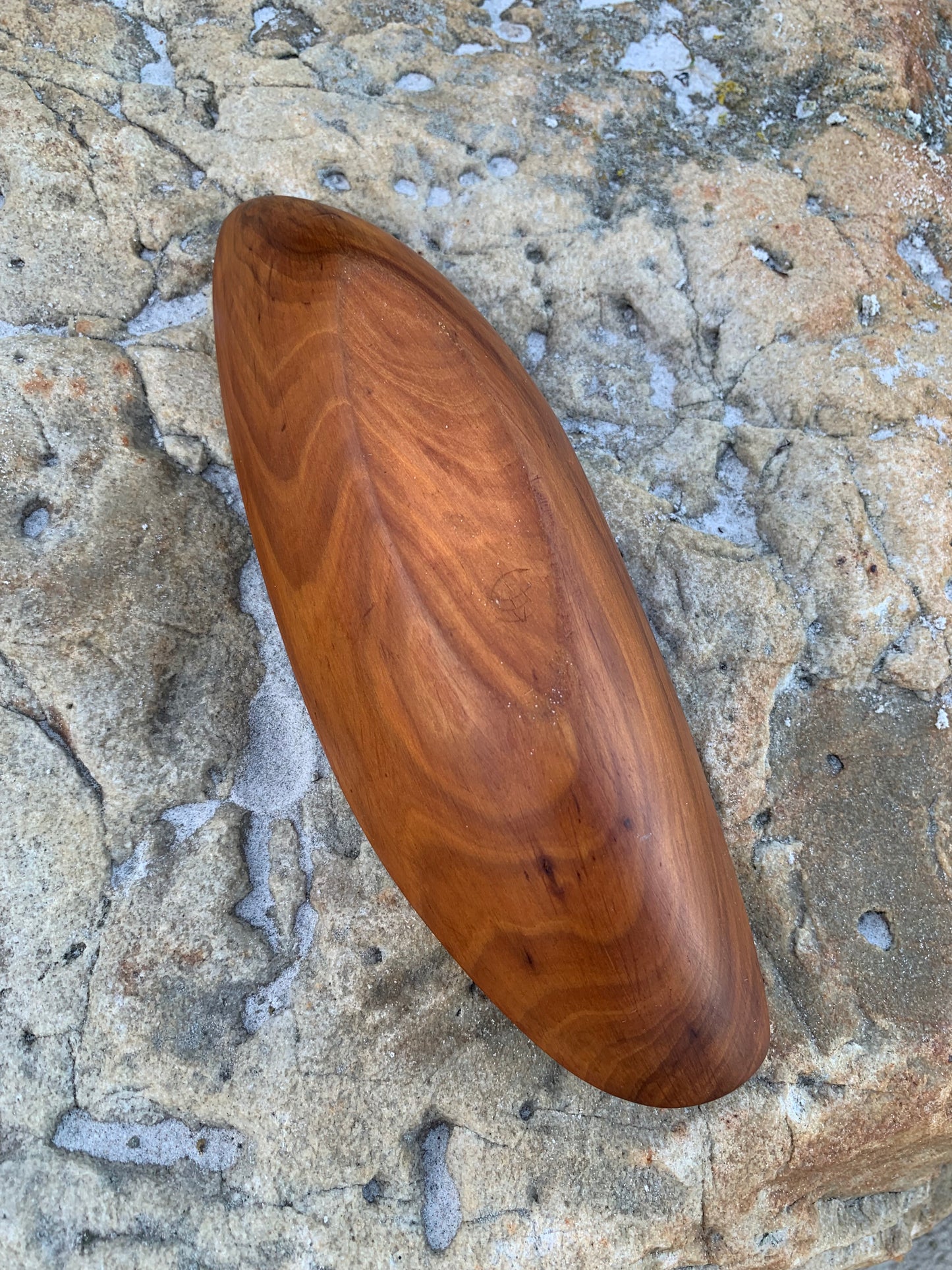 Holzschale mit schönem Design