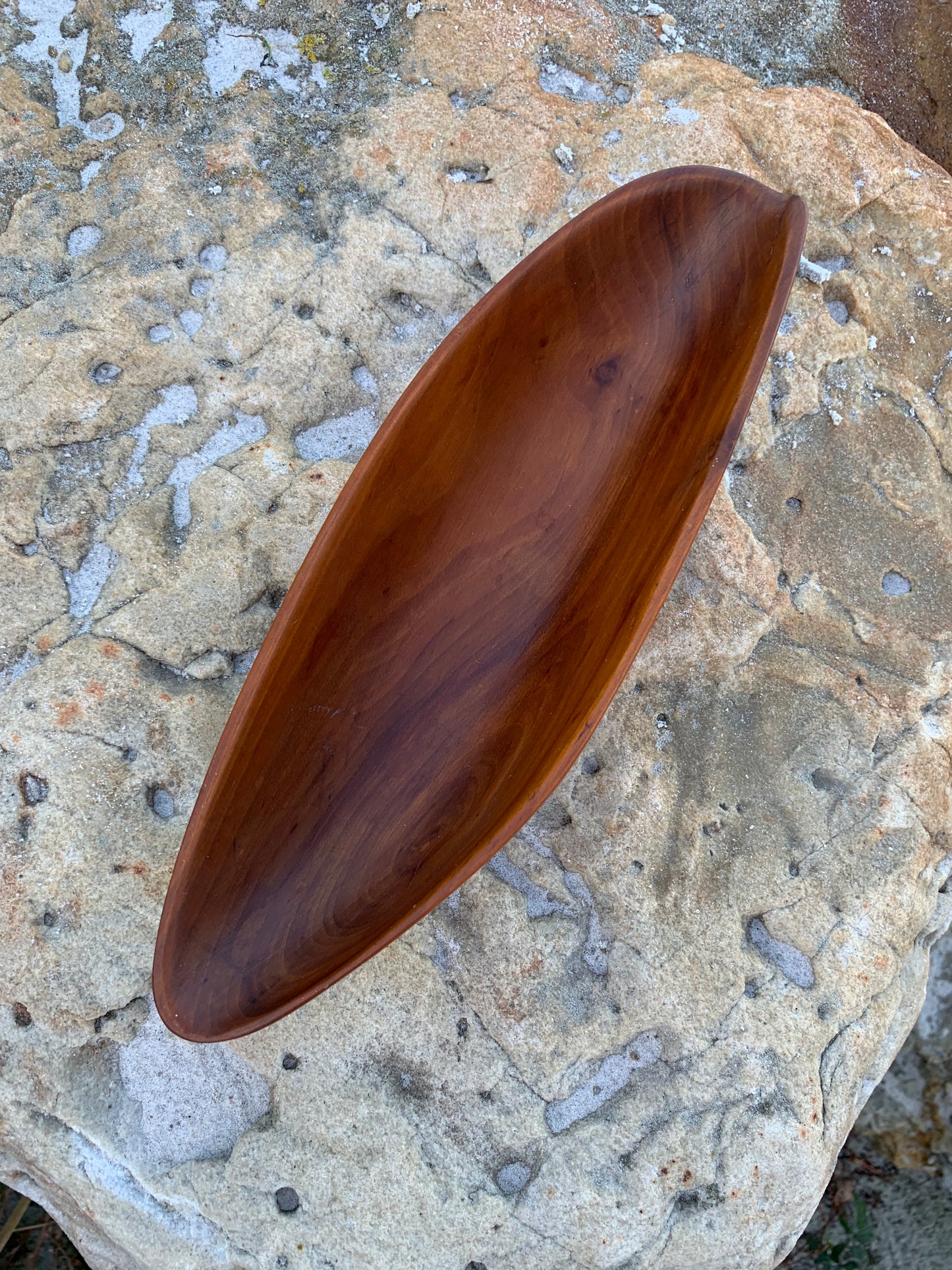 Holzschale mit schönem Design