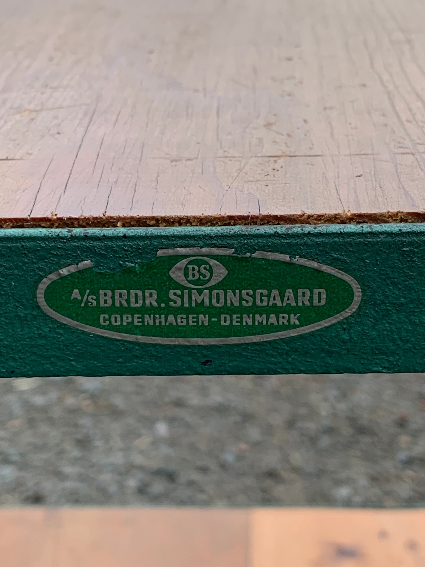 Industrieller Tisch