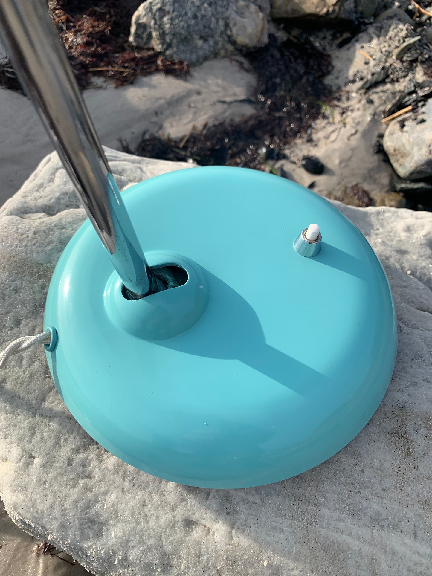 Kaiser Idell 6786 – Eisblau
