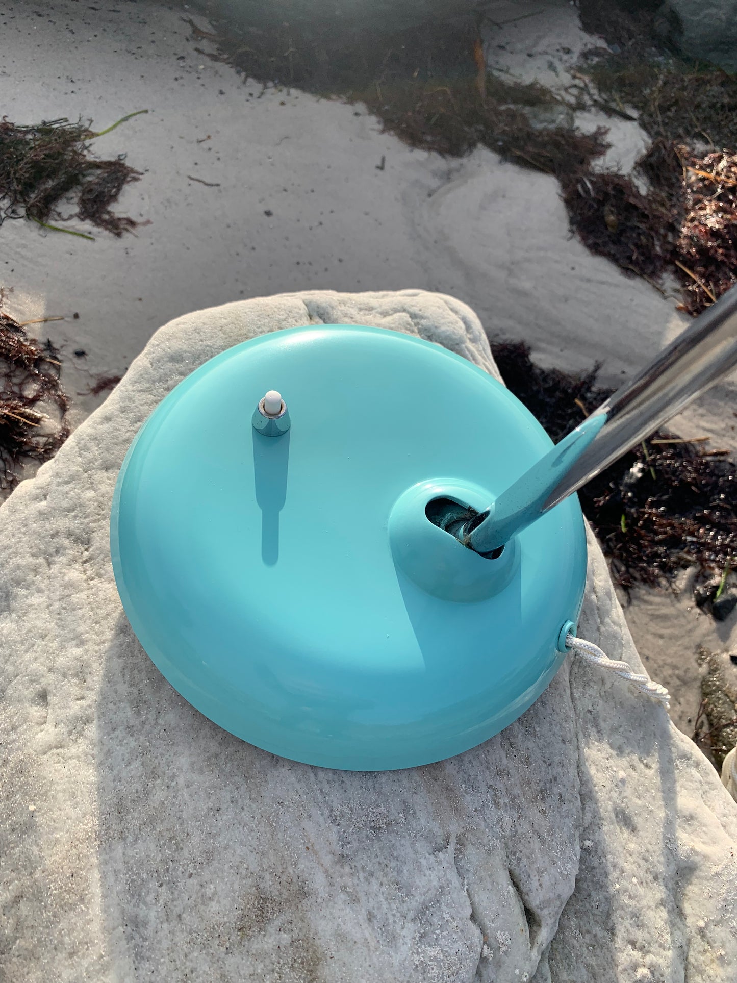 Kaiser Idell 6786 – Eisblau