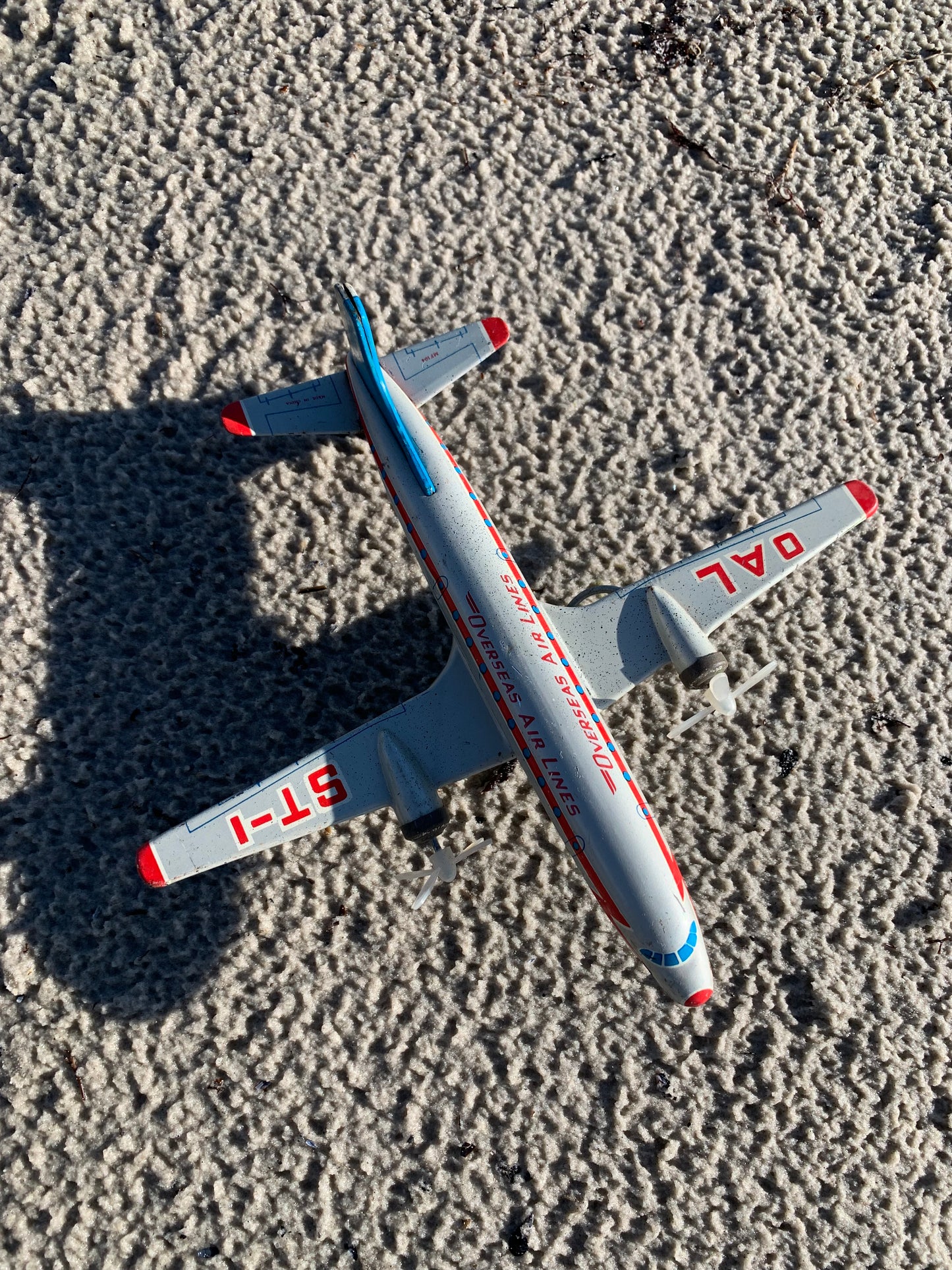 Modellflugzeug der Overseas Air Line