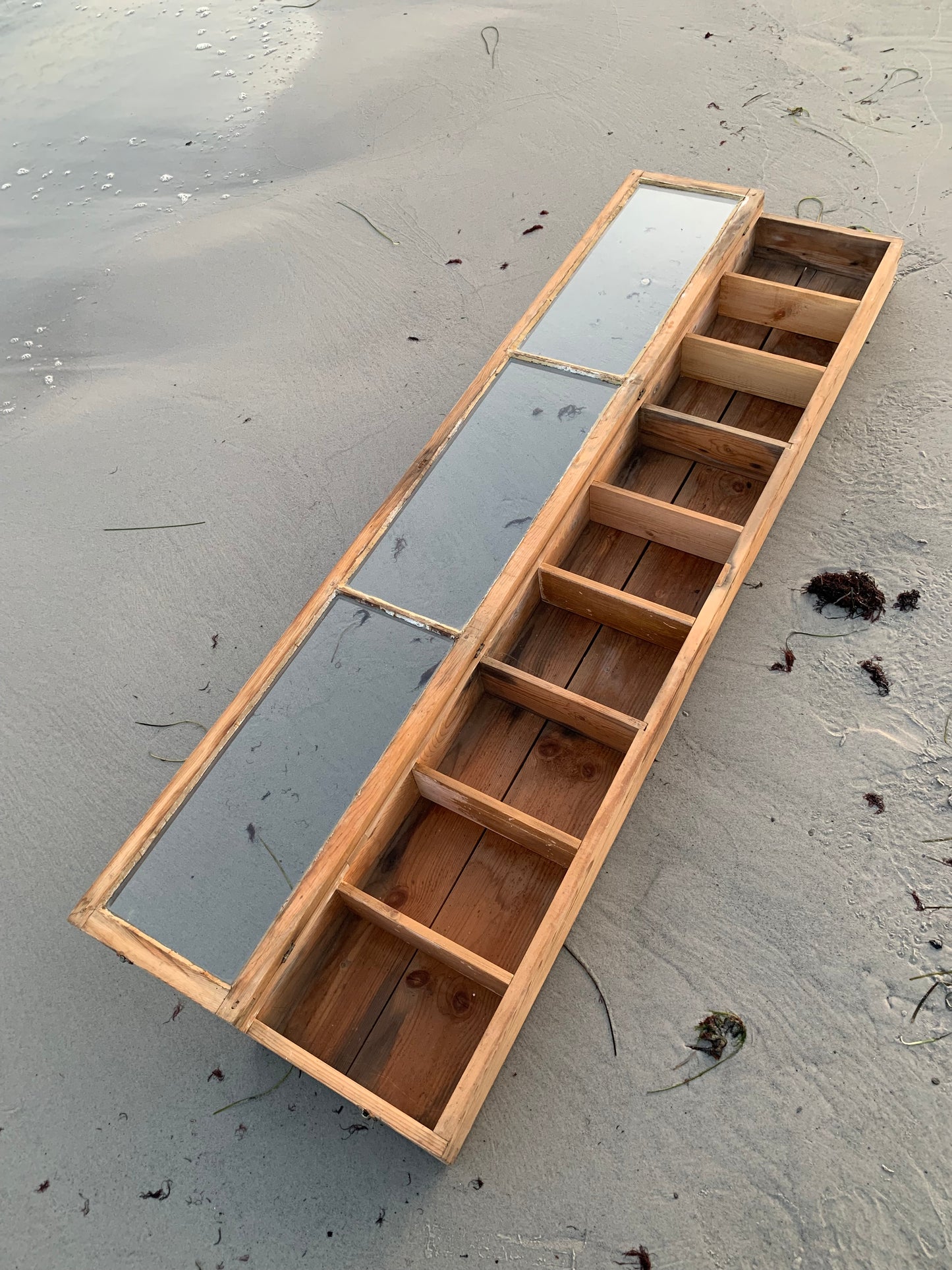 Vitrine (oder Vitrine)