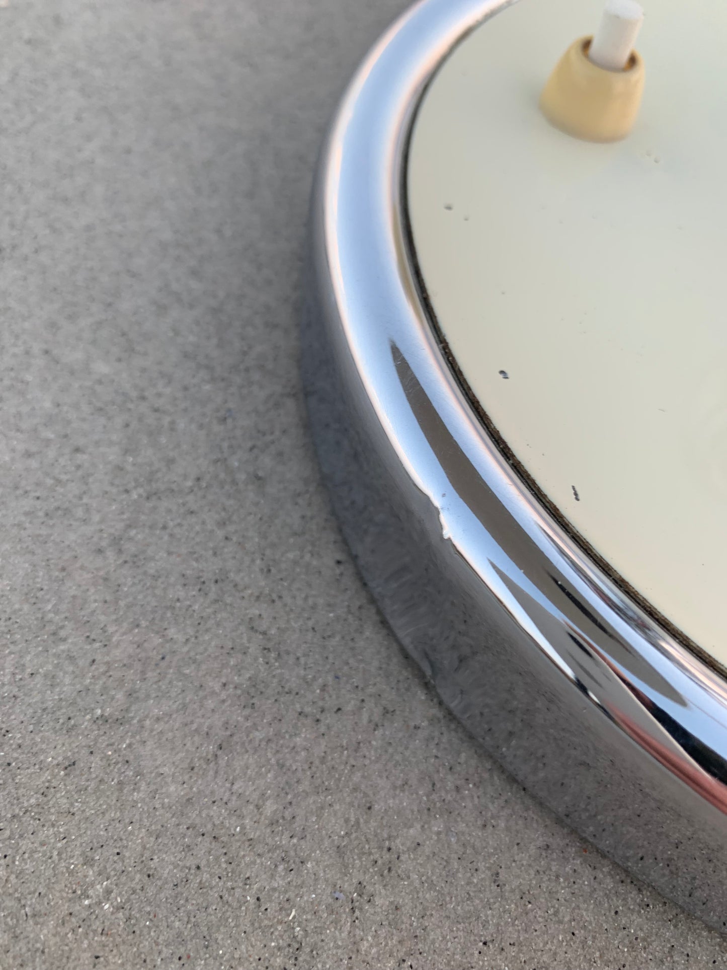 Kaiser Idell 6631 Präsident – Originalcreme