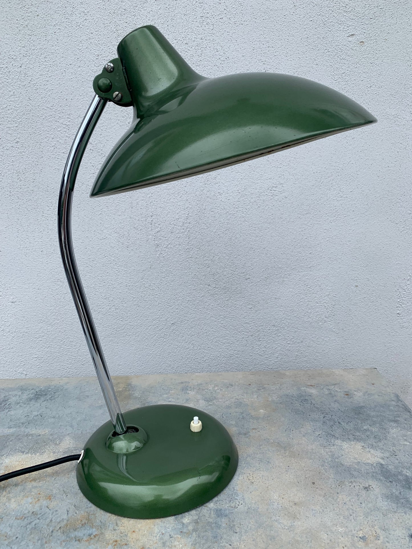 Kaiser Idell 6786 - Original grün