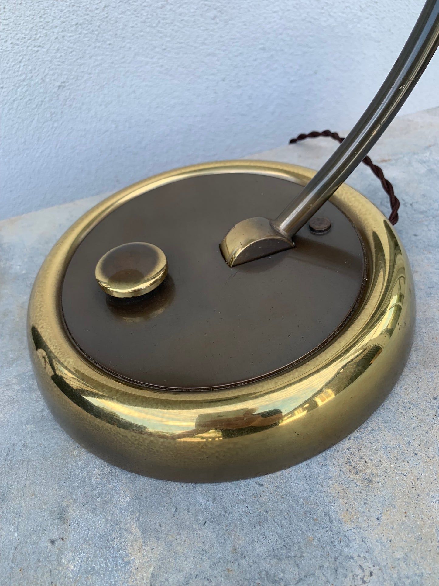 Escolux messing lampe