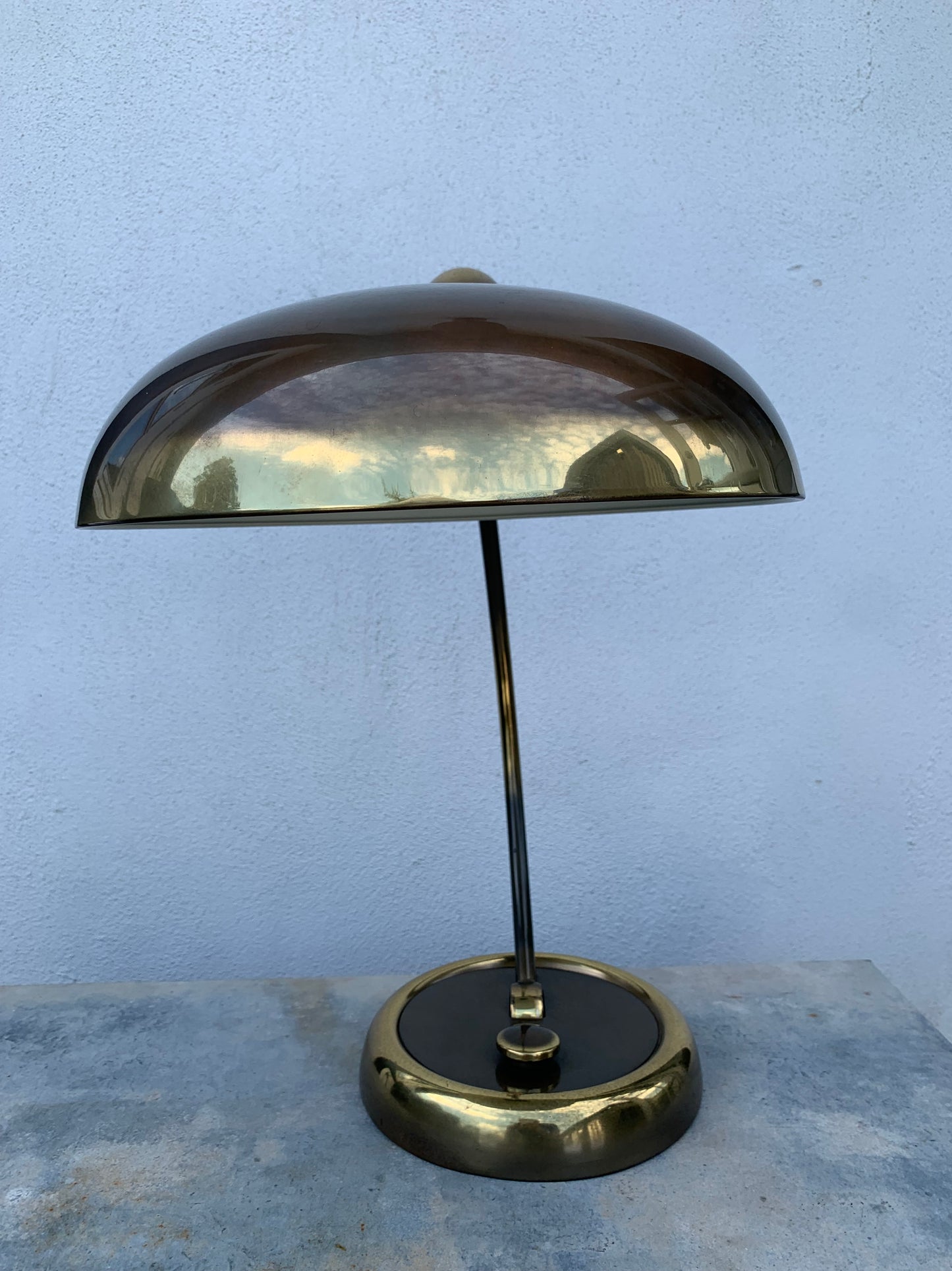 Escolux messing lampe