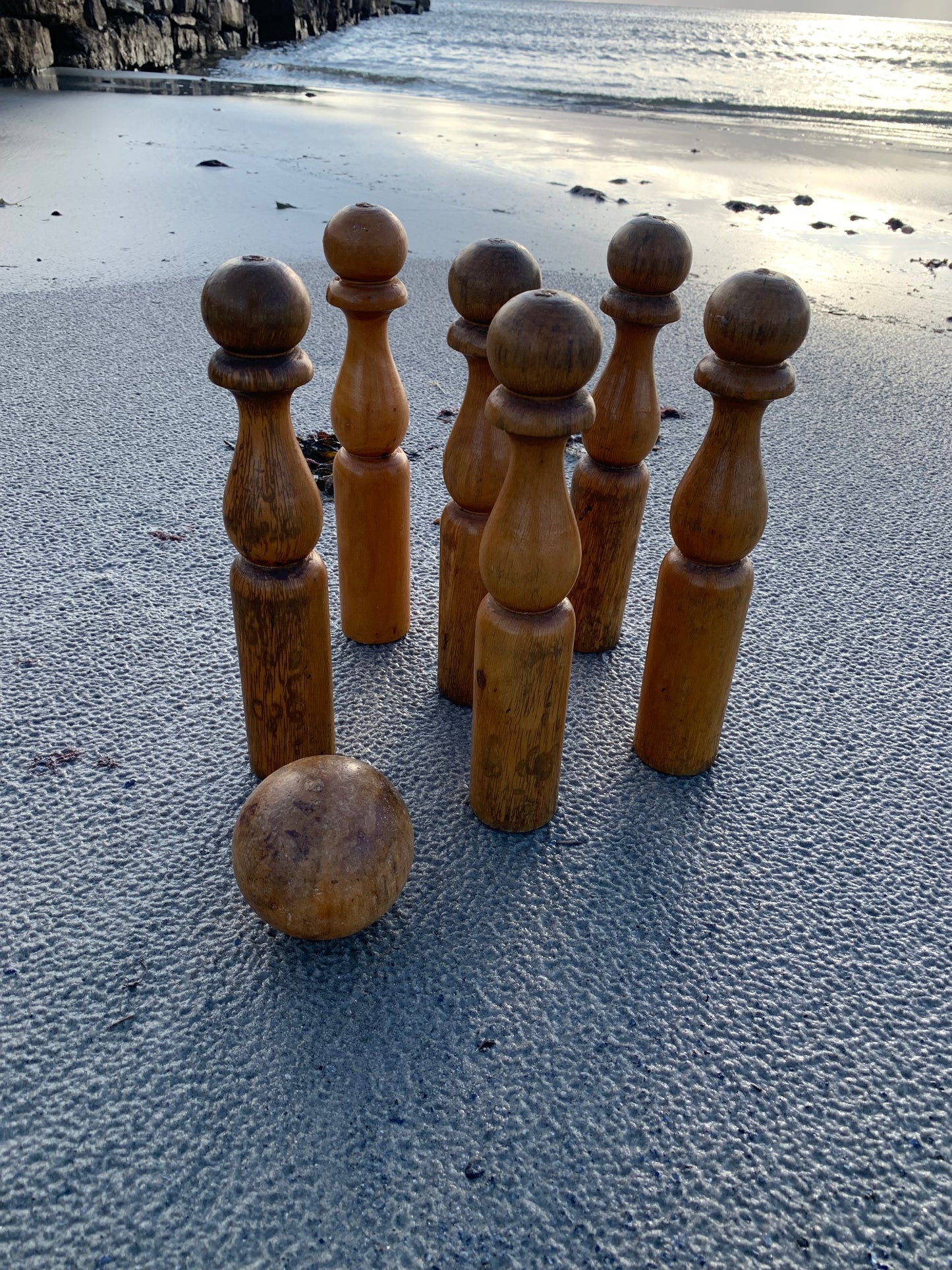 Französisches Spiel „JEU DE QUILLES“.