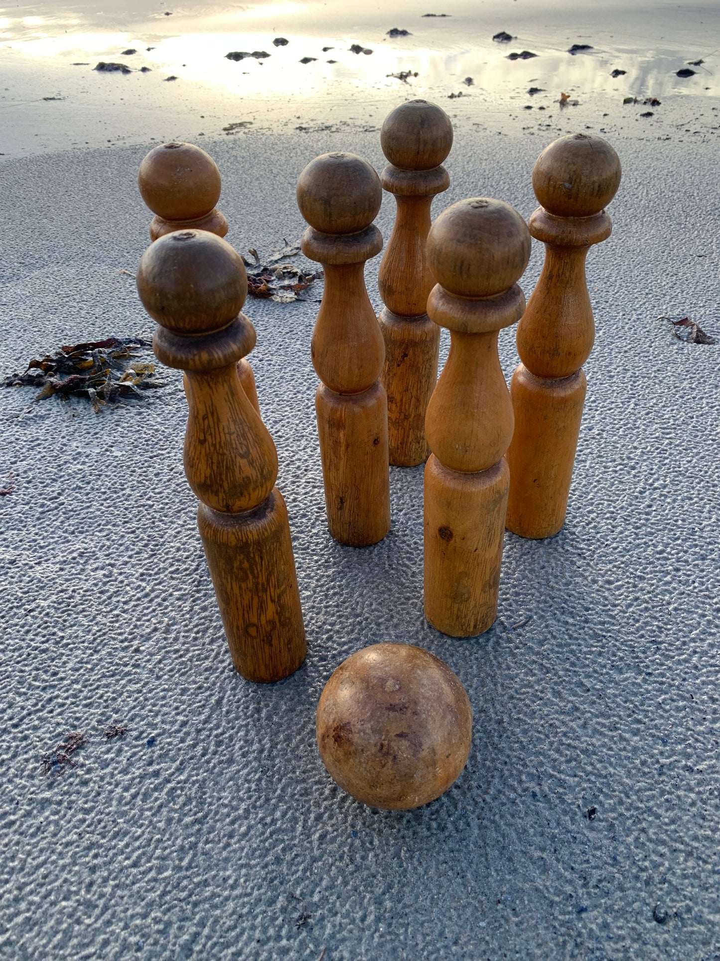 Französisches Spiel „JEU DE QUILLES“.