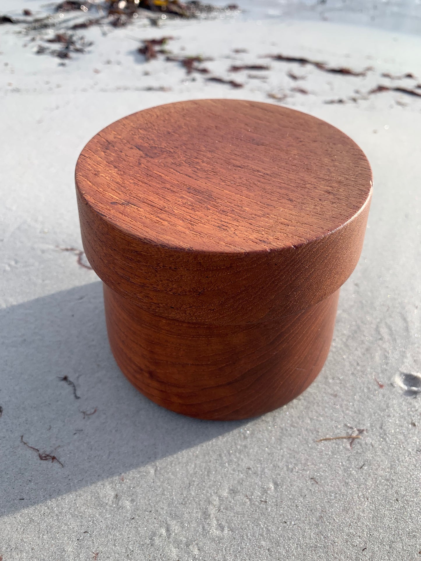 Teakholzdose mit Deckel – dänisches Design