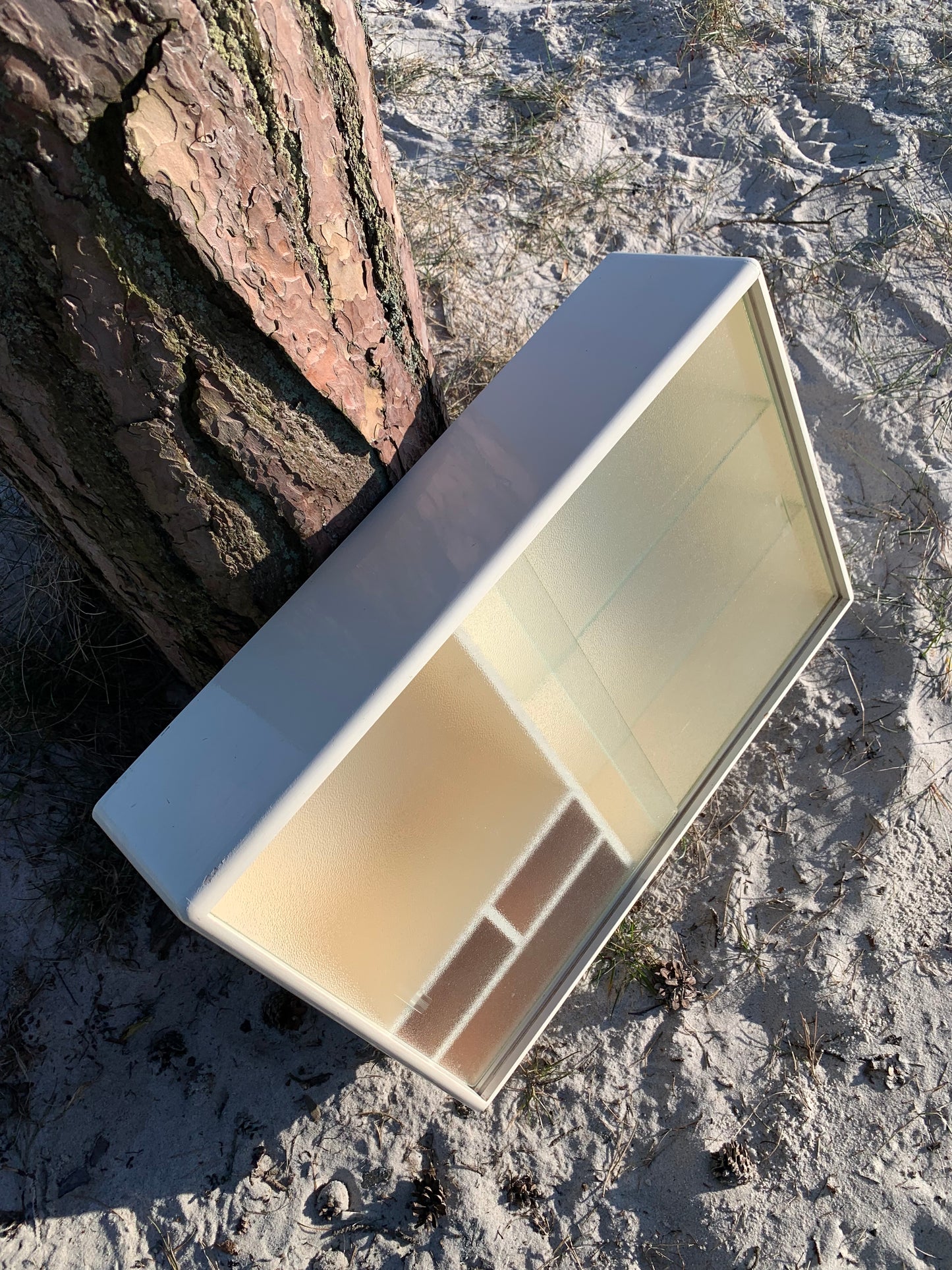 Medizinschrank mit Glastüren