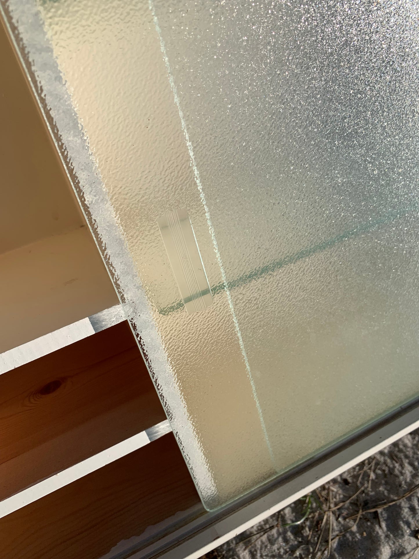 Medizinschrank mit Glastüren