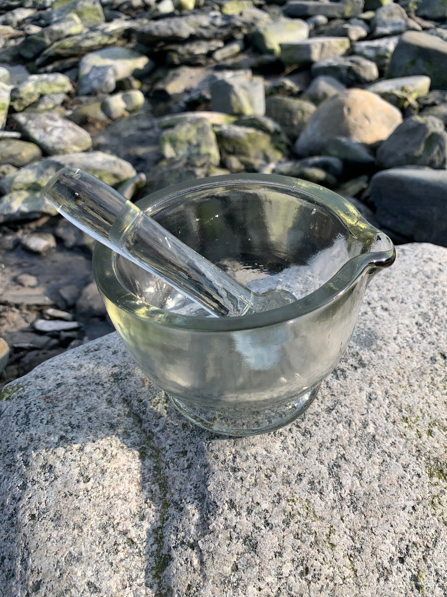 Mörser aus Glas