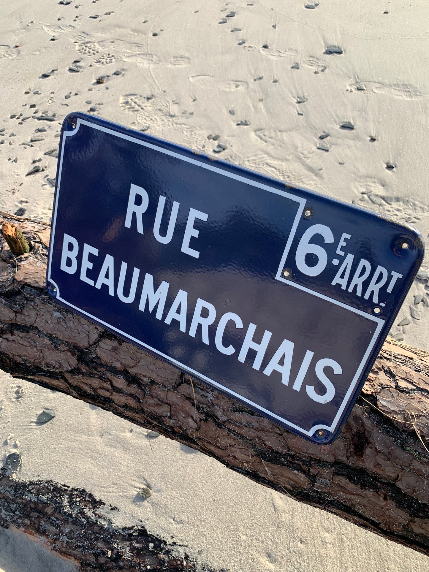 Französisches Emailleschild