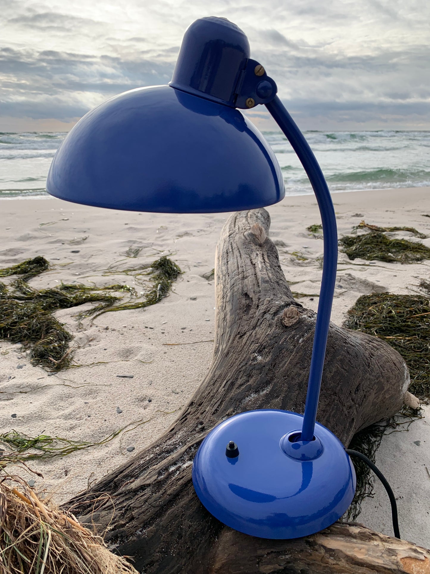 Kaiser Idell 6556 - Blau
