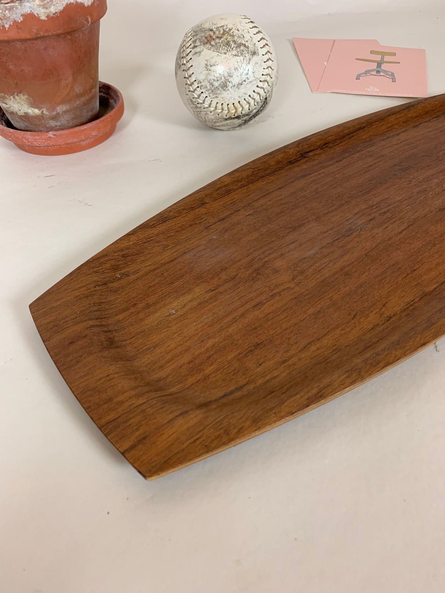 Schale aus Teakholz