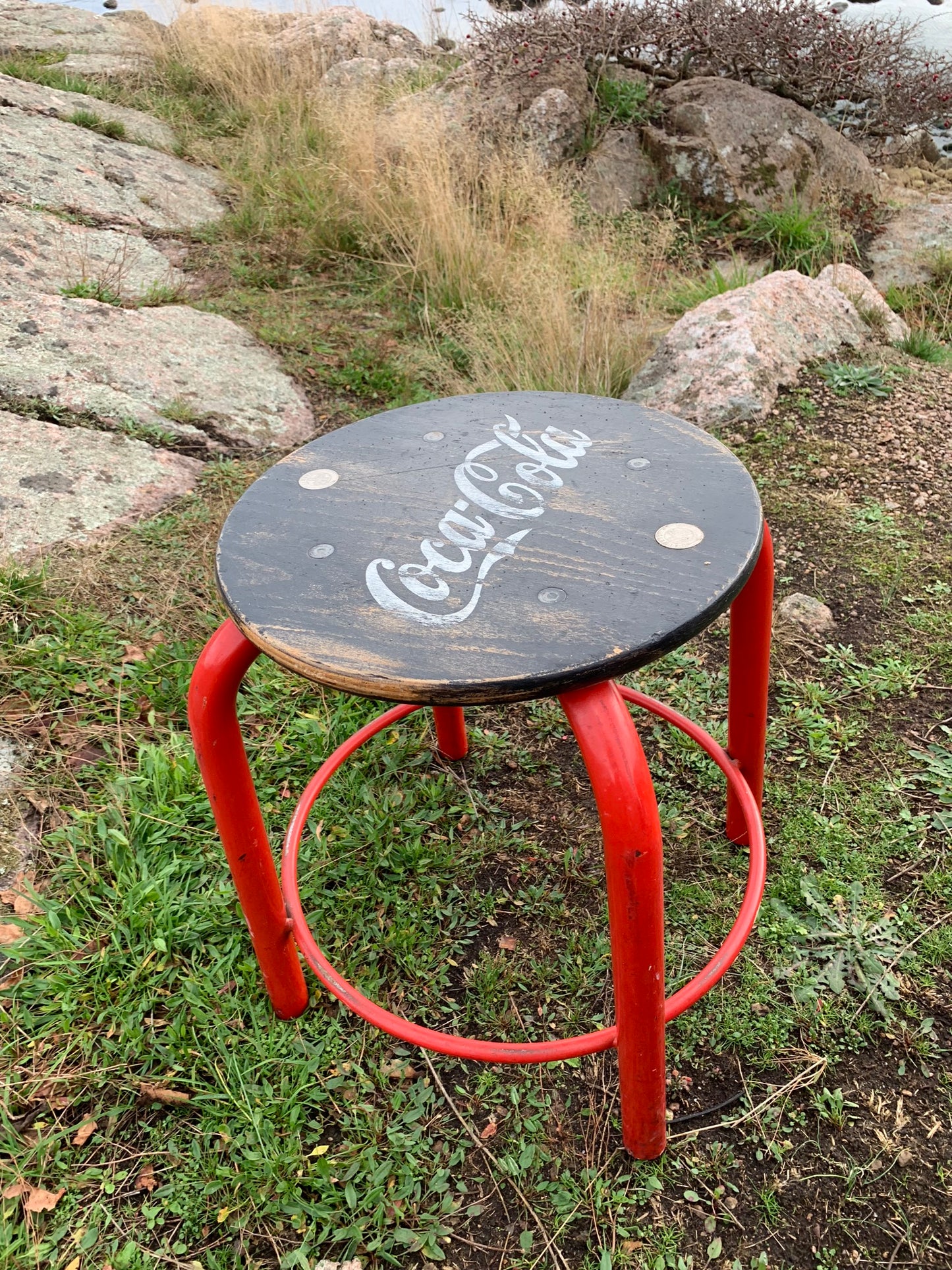Coca Cola Hocker - einzeln verkauft, der Preis gilt pro STCK.