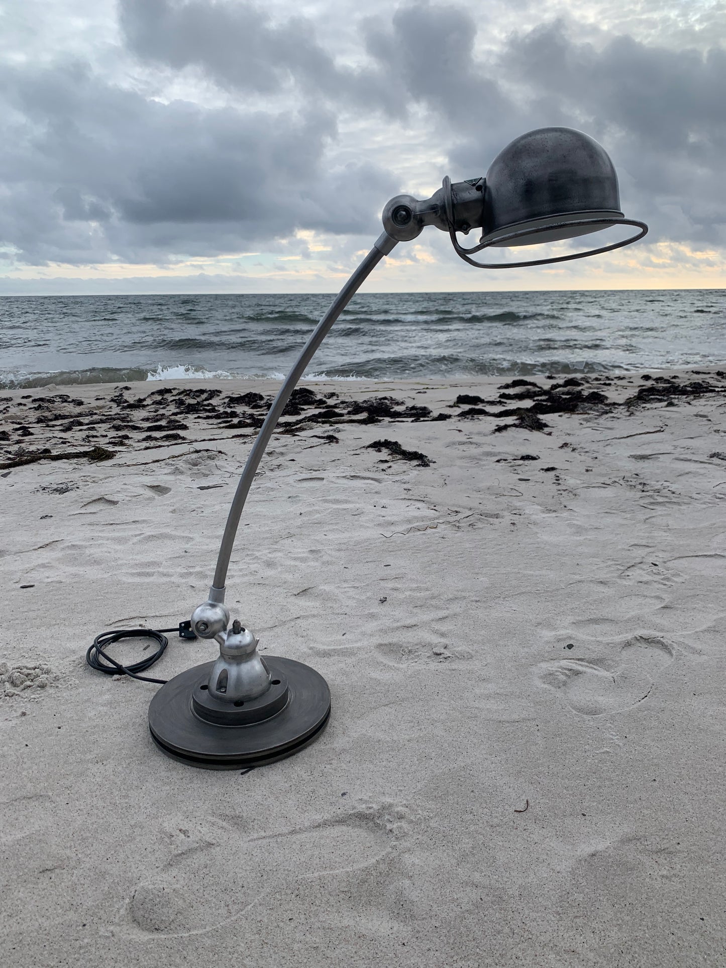 Jieldé Tischlampe mit gebogenem Arm