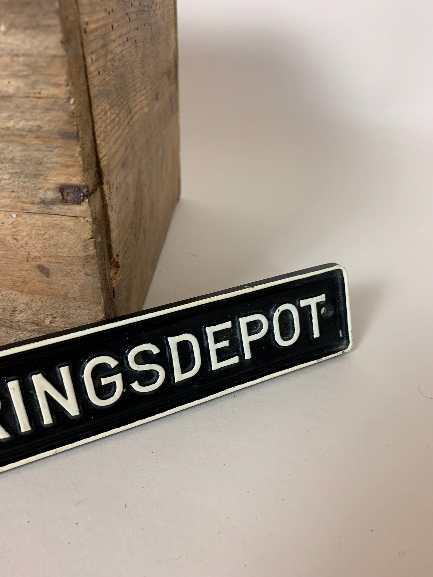 Lustiges altes Schild - Reinigungsdepot