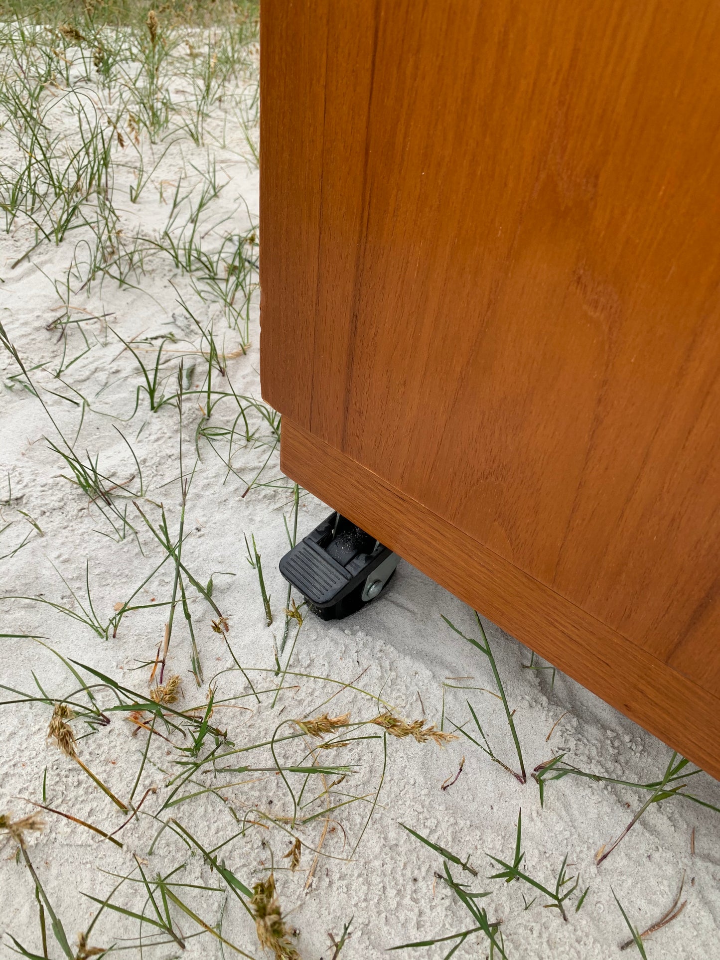 Aktenschrank mit Rollläden